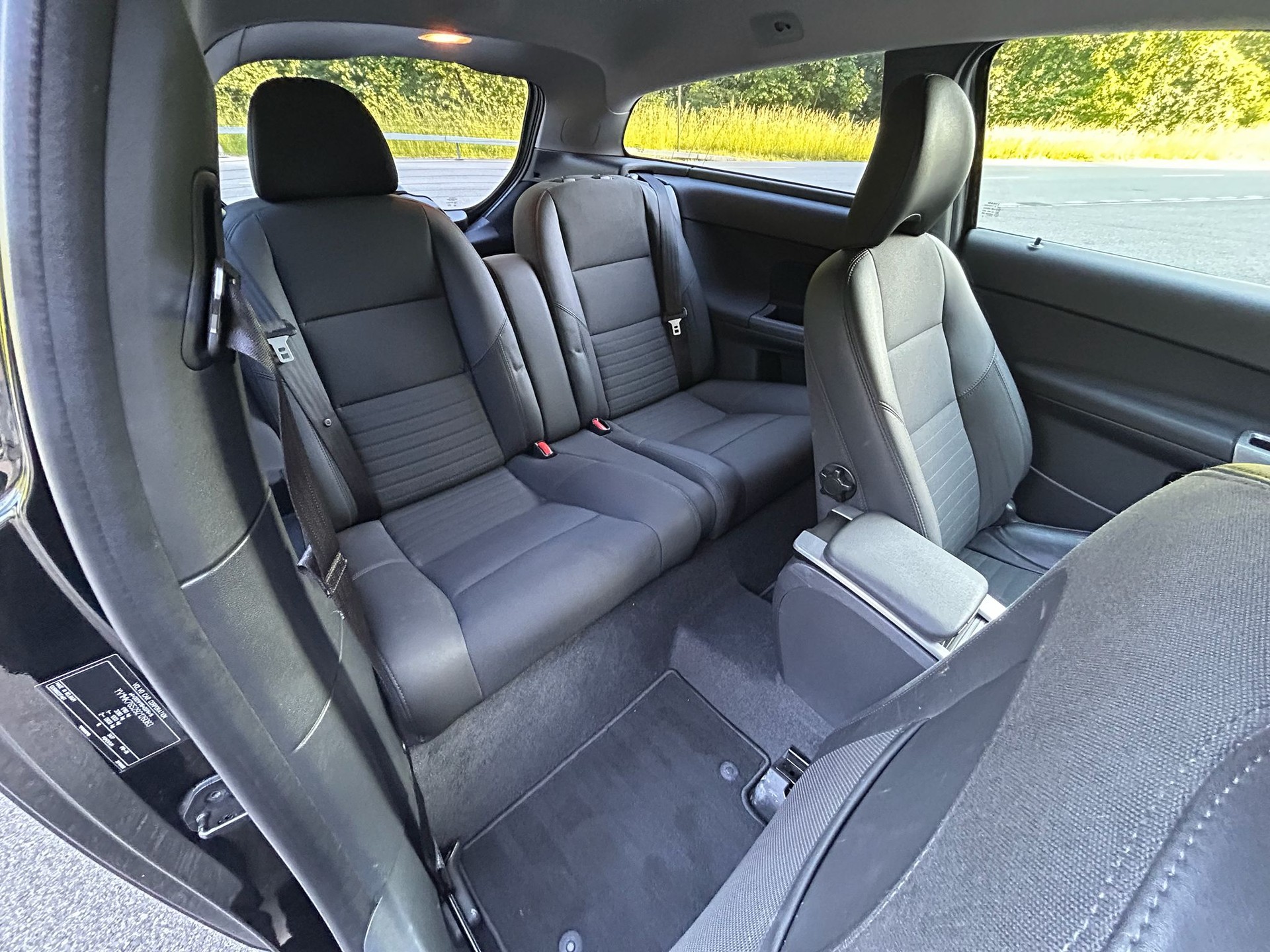 VOLVO C30 1.6D-image-11
