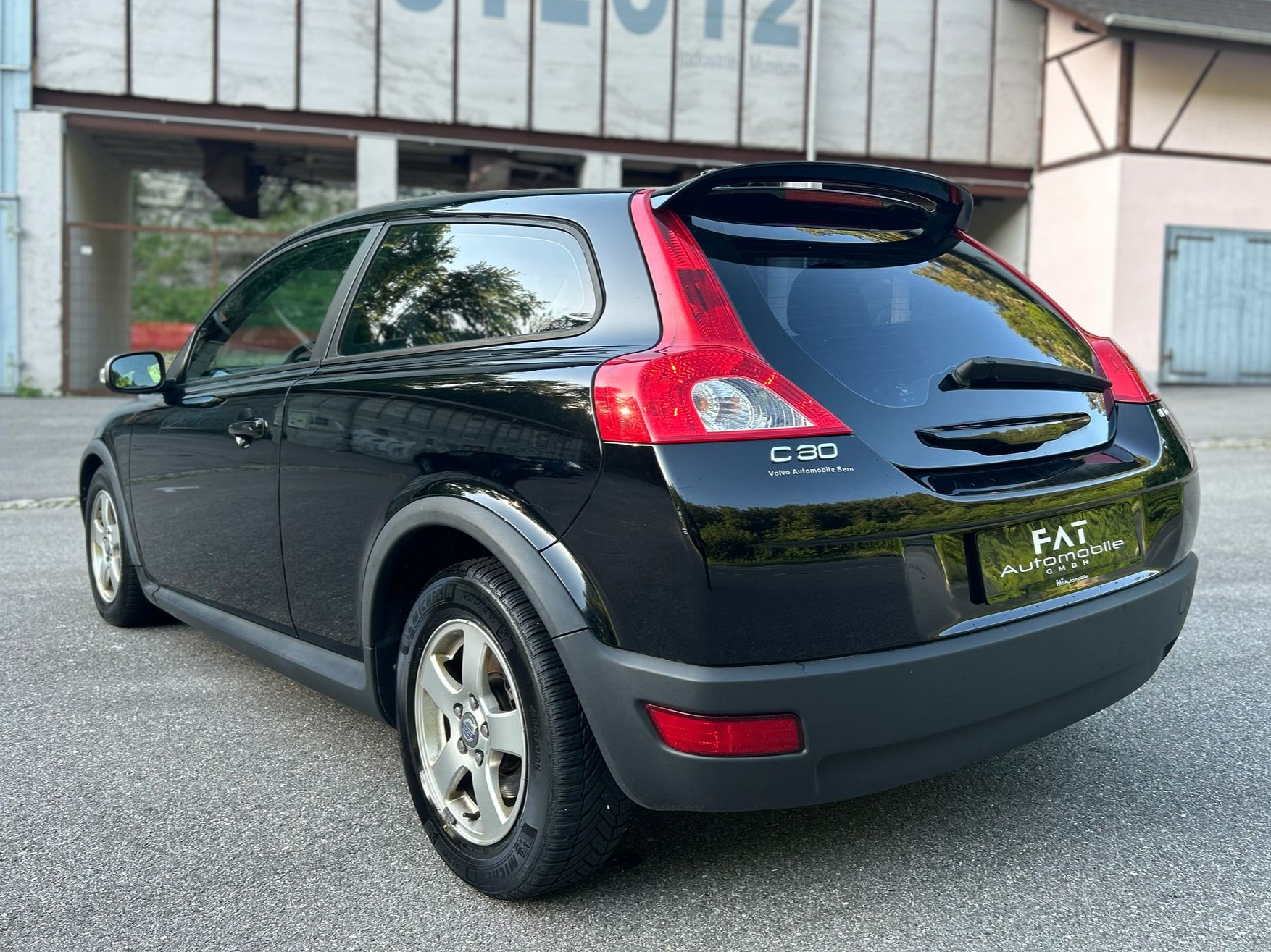 VOLVO C30 1.6D-showroom-element-2
