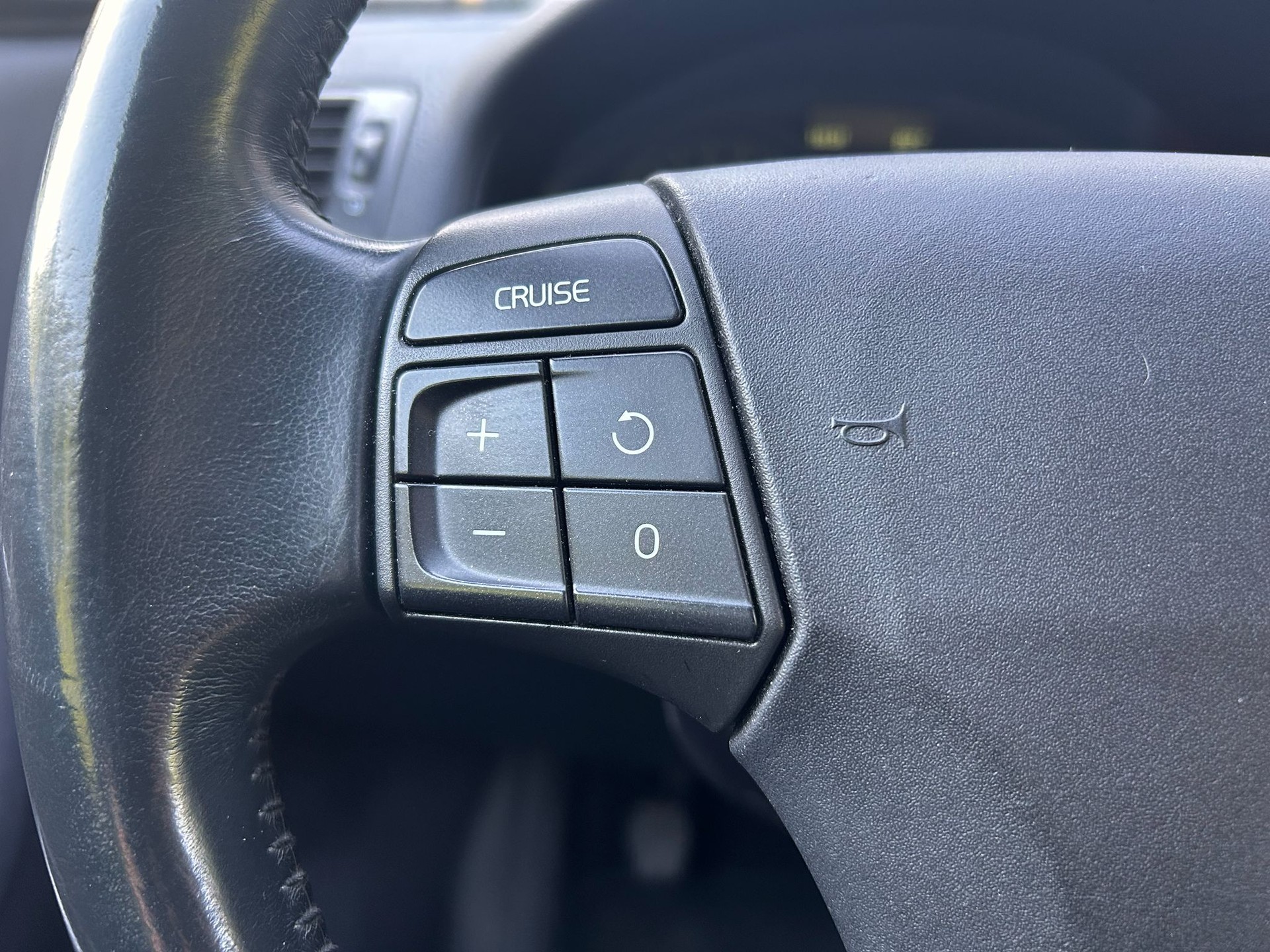 VOLVO C30 1.6D-image-19