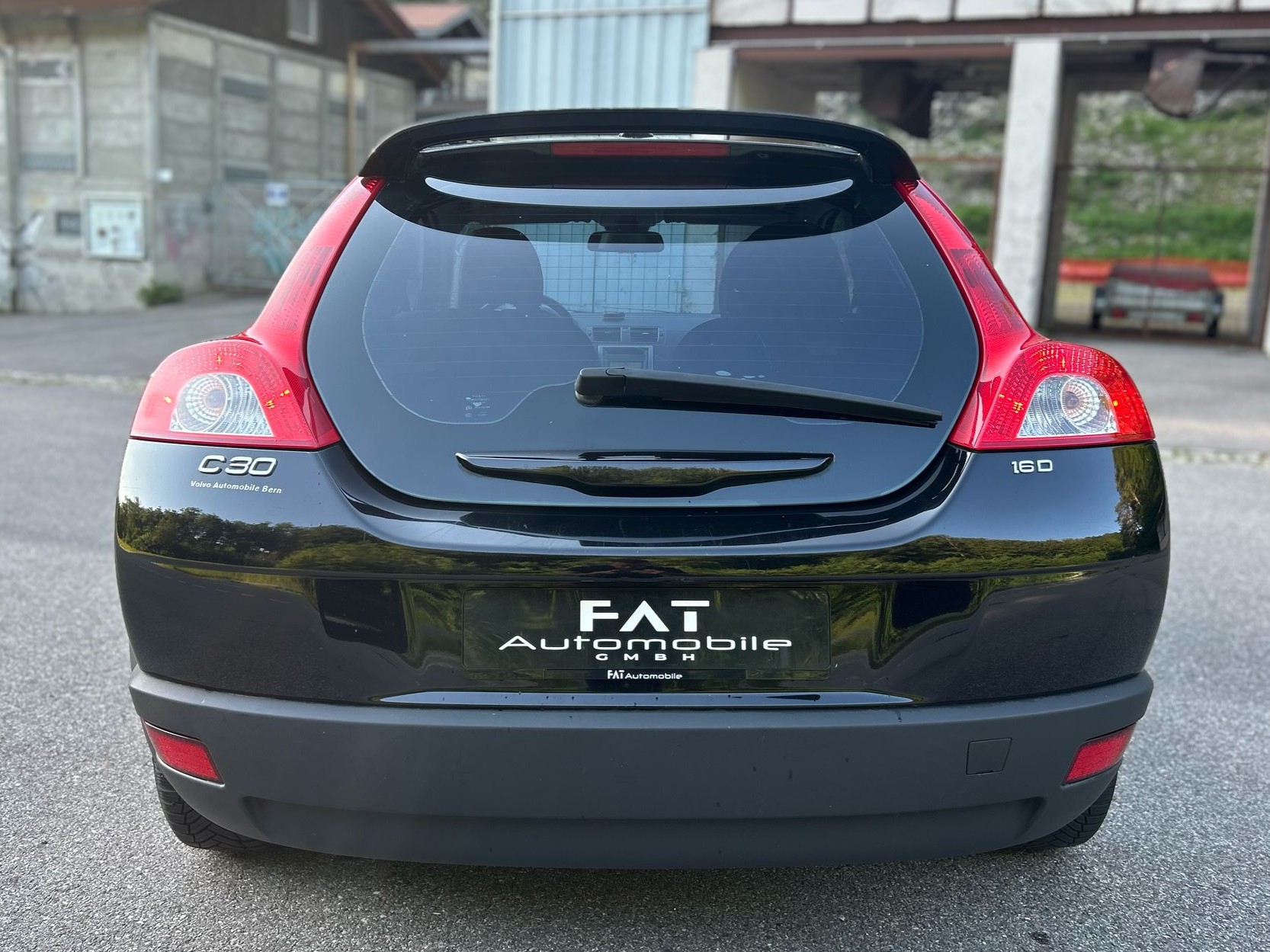 VOLVO C30 1.6D-showroom-element-3