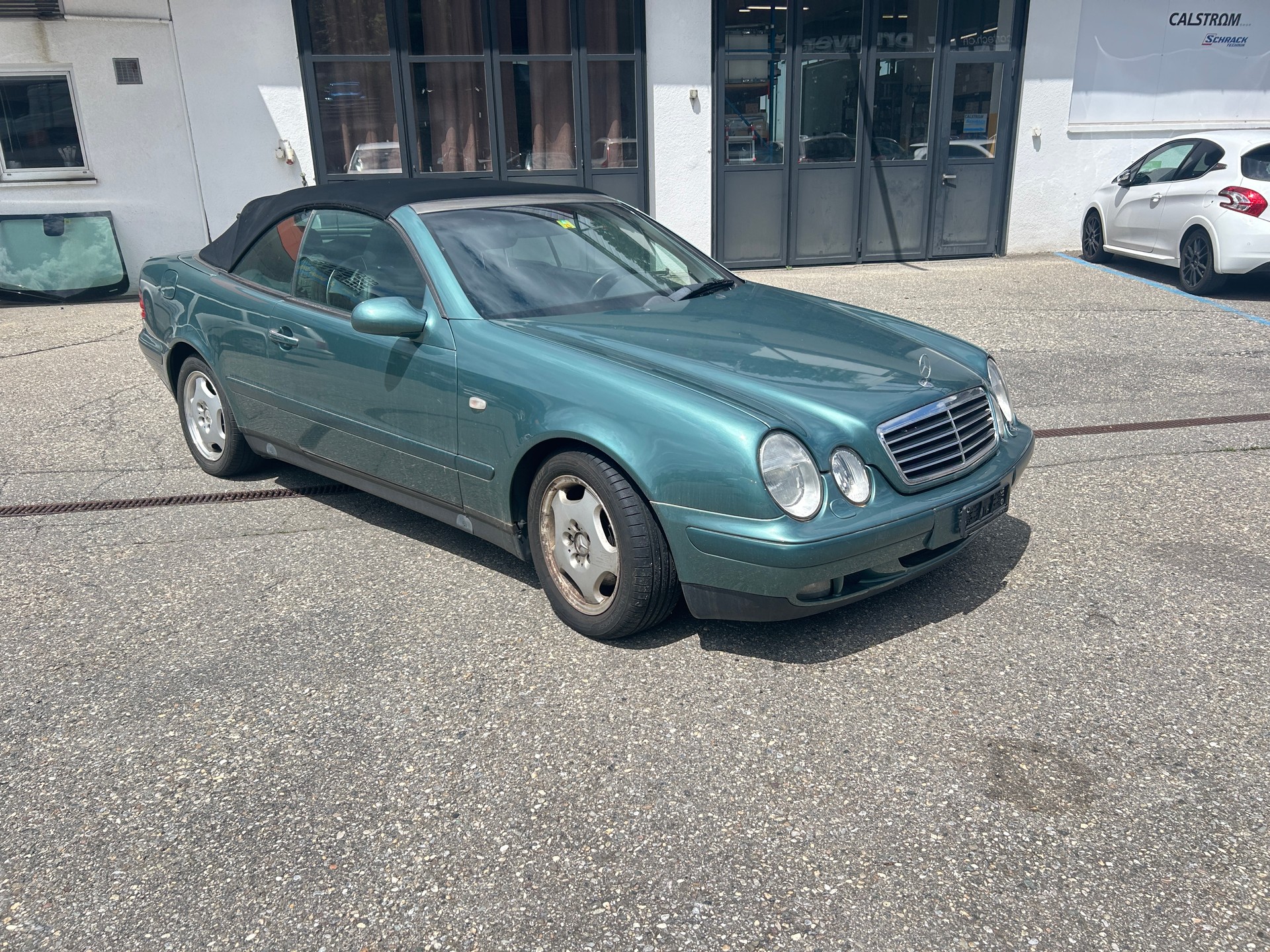 MERCEDES-BENZ CLK 320 Avantgarde Automatic-image-7