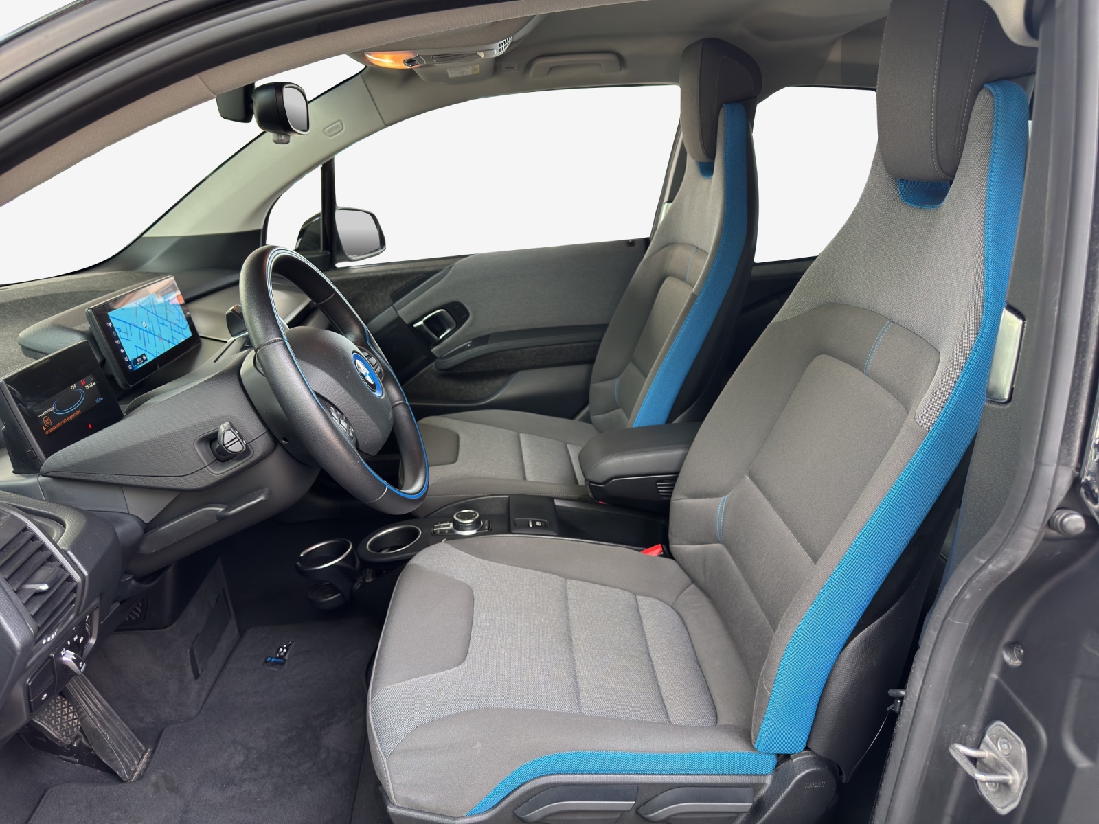 BMW i3s (120Ah) Fleet Edition-image-8