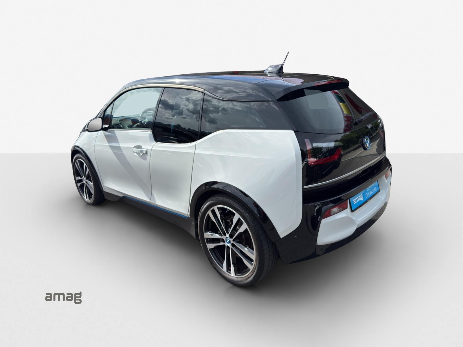BMW i3s (120Ah) Fleet Edition-image-2