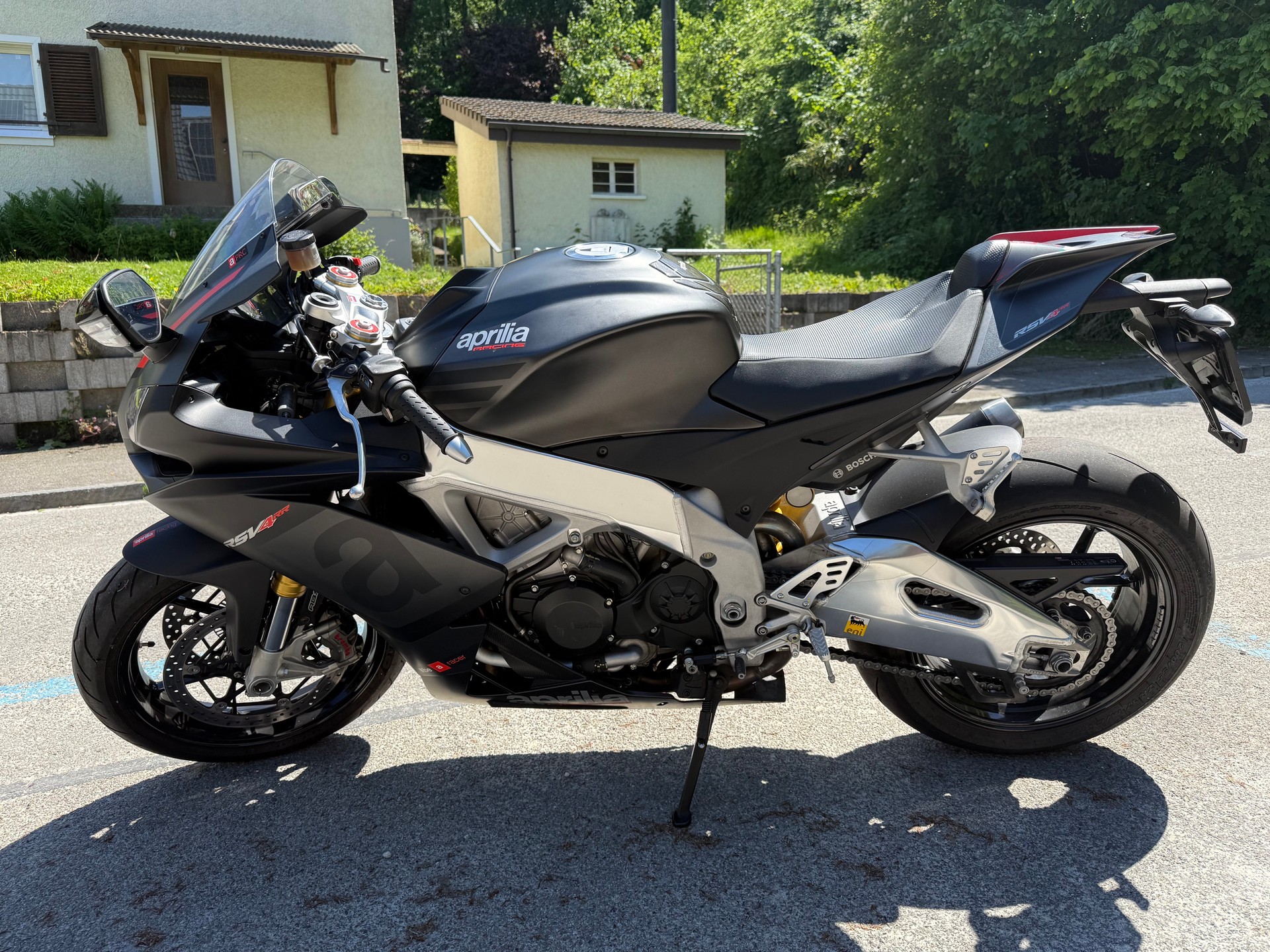 APRILIA RSV4 RR-image-1