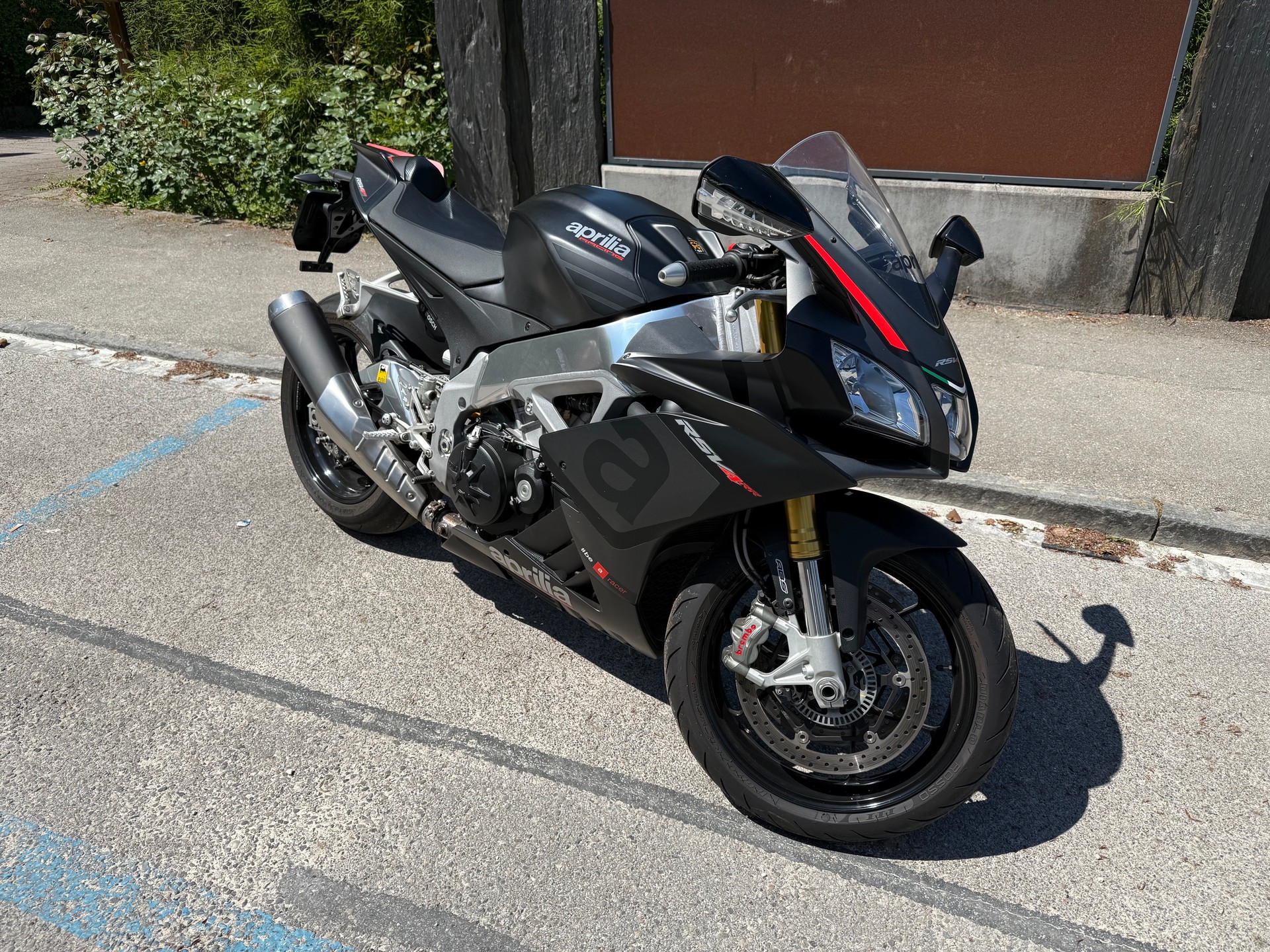 APRILIA RSV4 RR-image-2