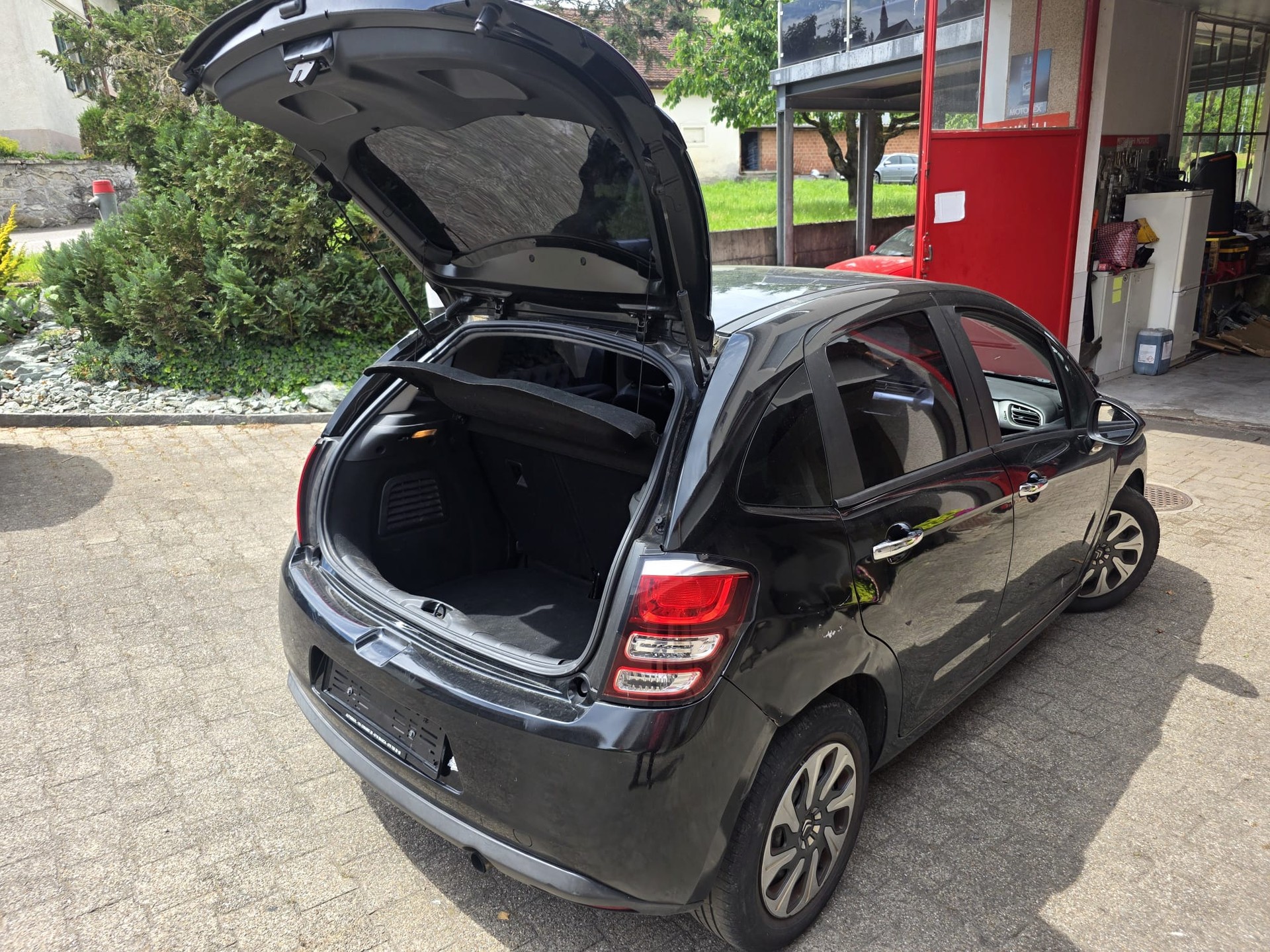 CITROEN C3 1.2i Attraction-image-5