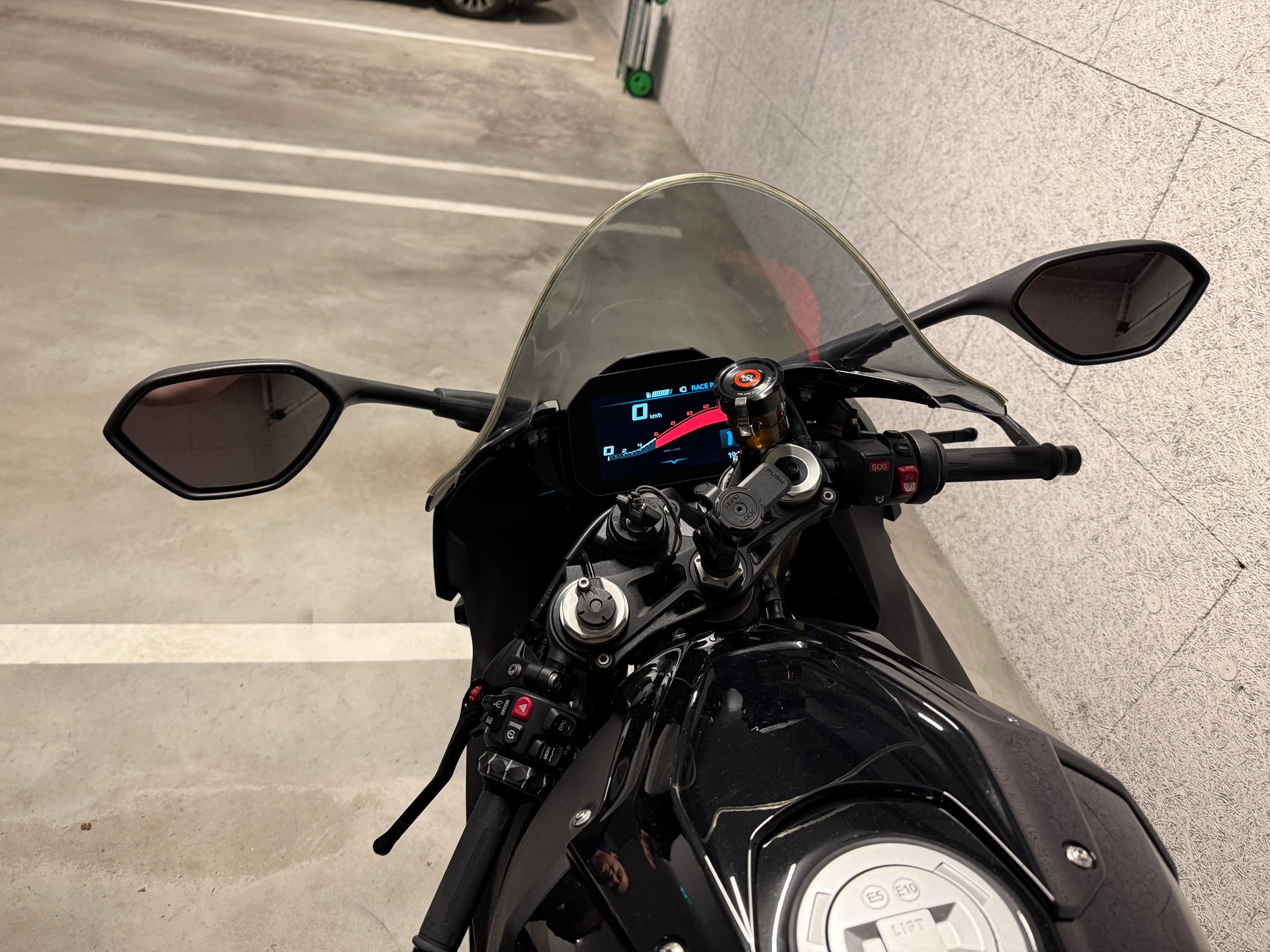 BMW S 1000 RR-image-6