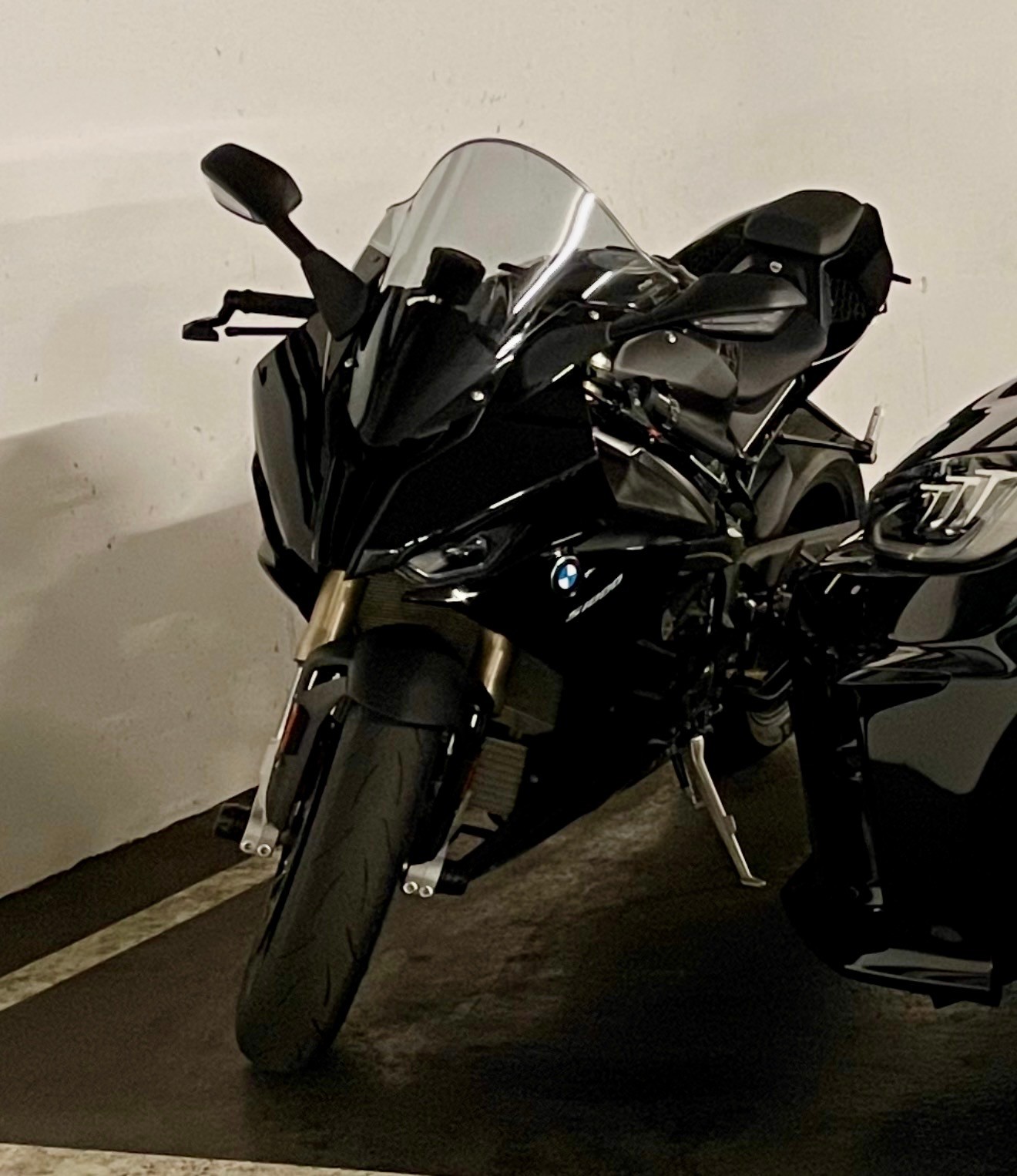 BMW S 1000 RR-image-1