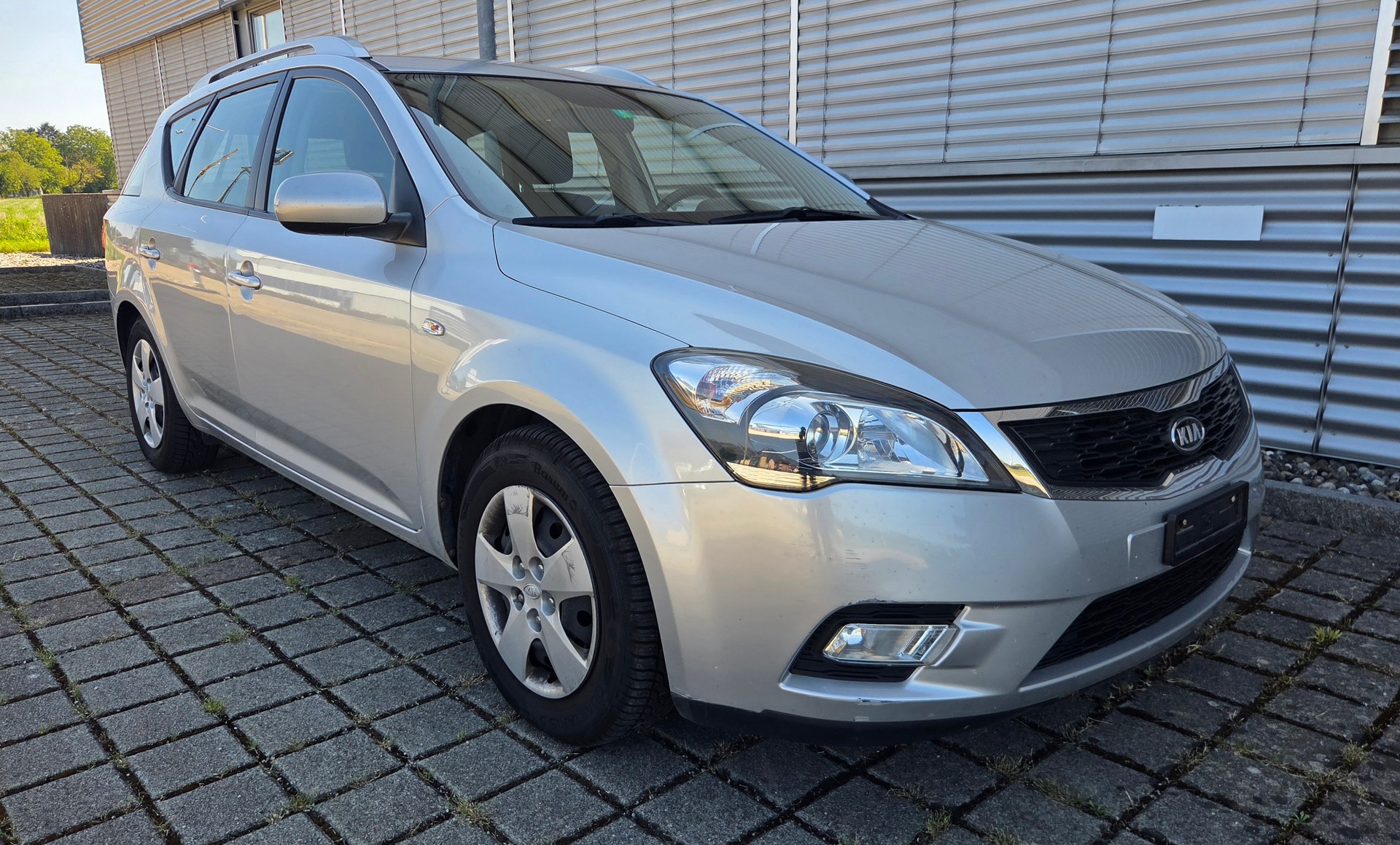 KIA Cee'd Sporty Wagon 1.6 16V Trend