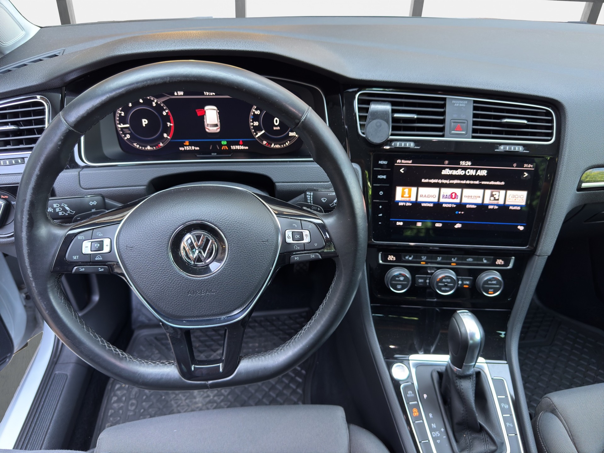 VW Golf Variant 1.5 TSI EVO Highline DSG-image-11