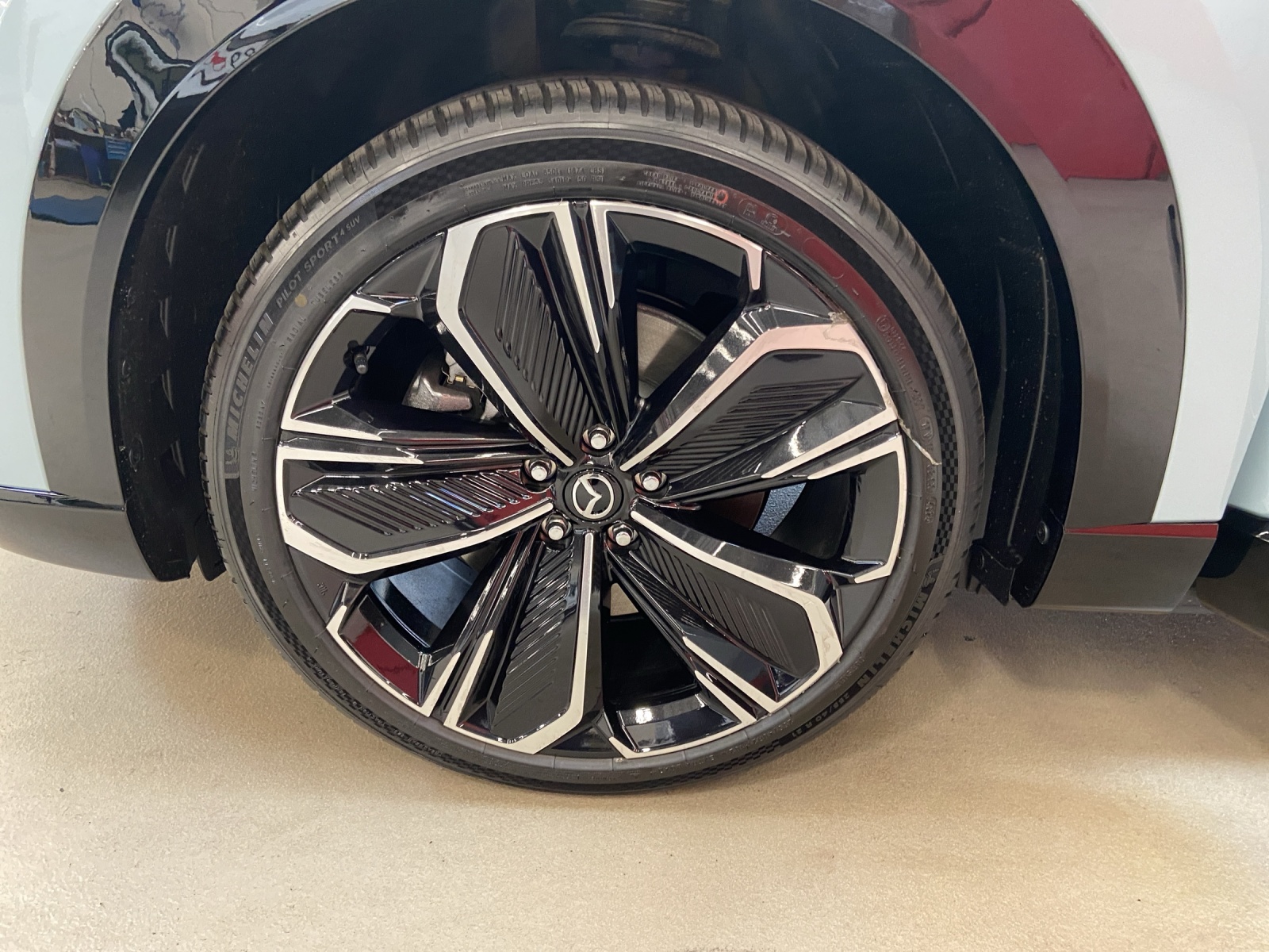 MAZDA CX-6e Takumi-image-15