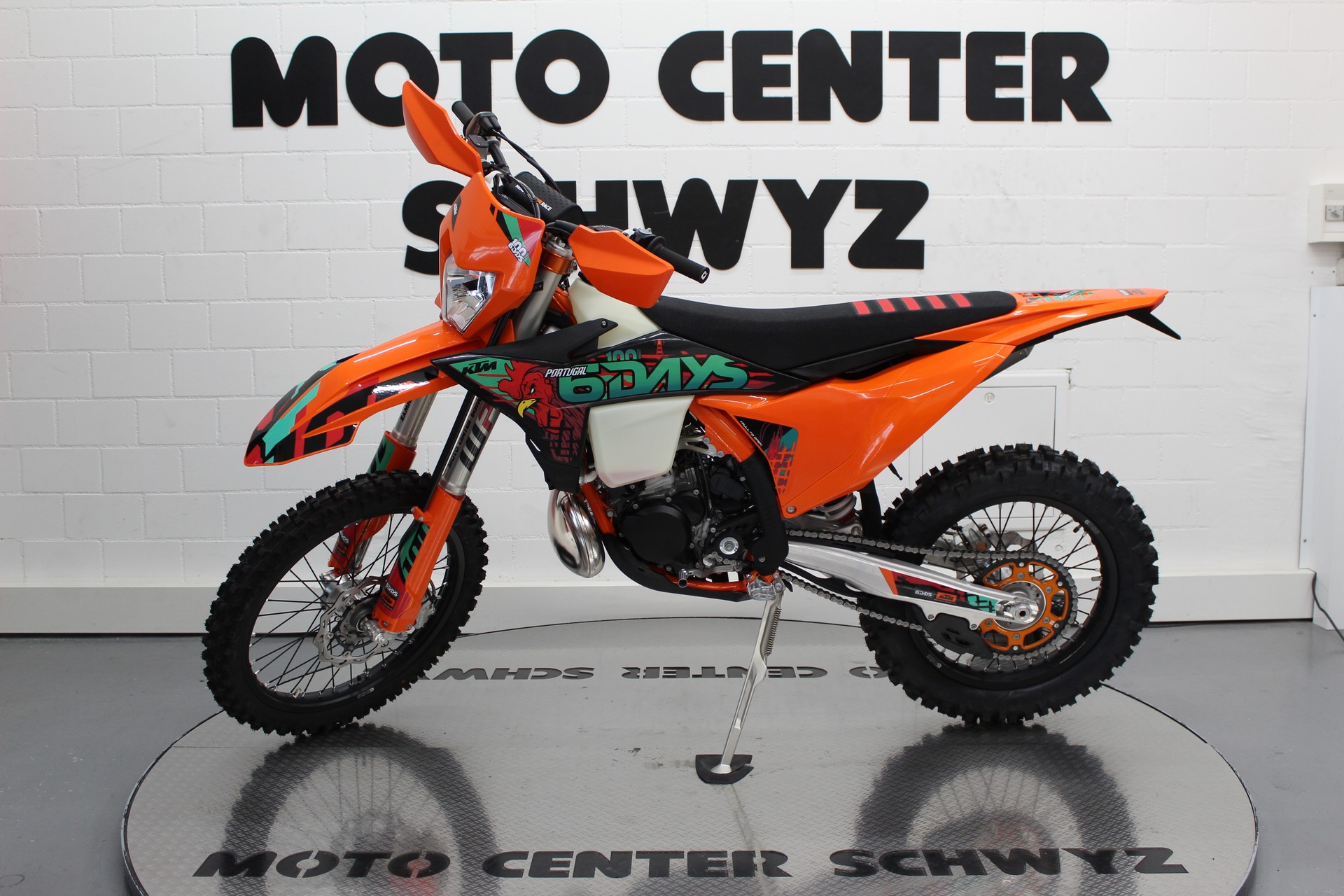 KTM 300 EXC Six Days-image-4