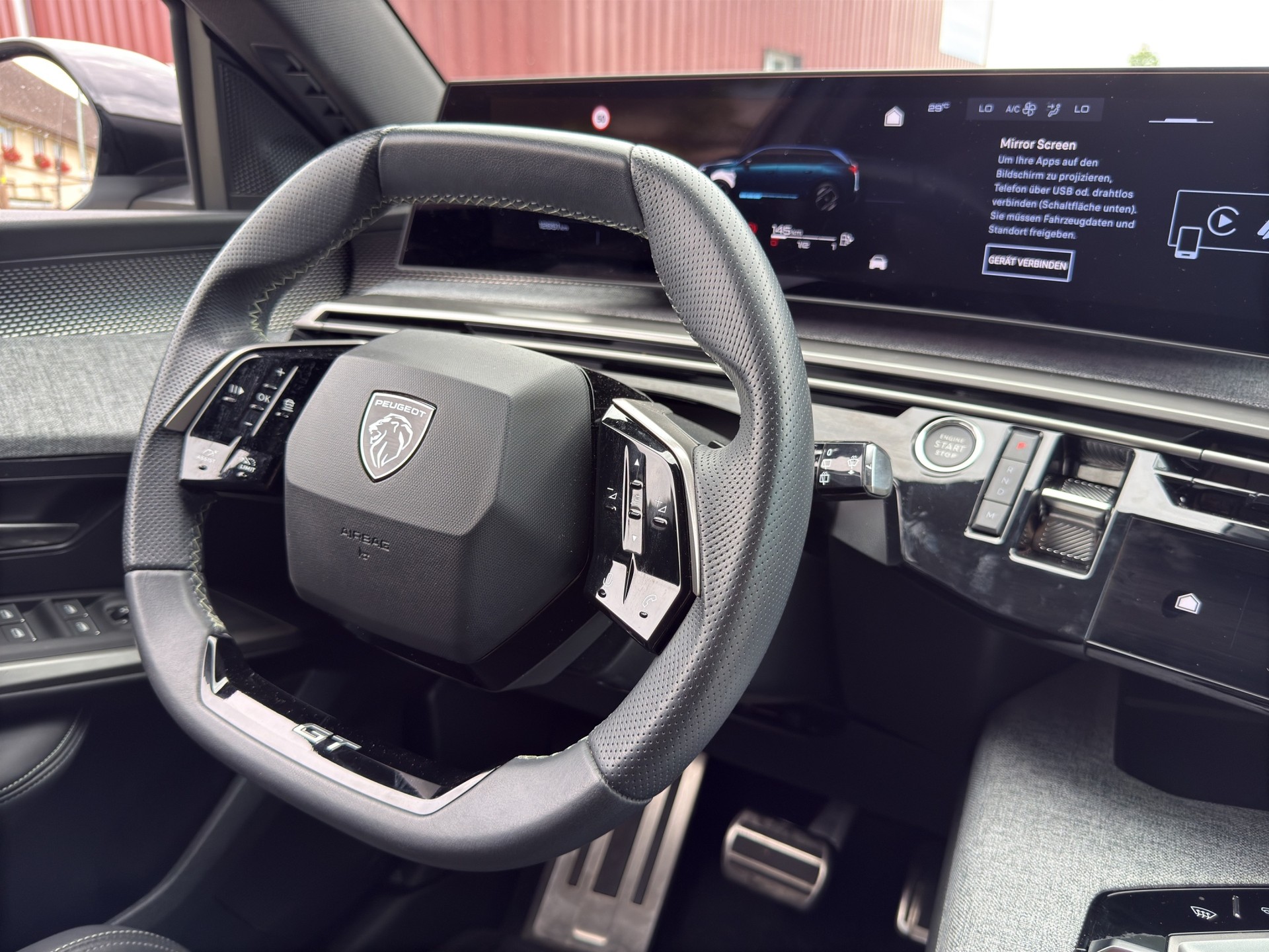 PEUGEOT 5008 1.2 Hybrid e-DCS6 GT 7 Plätzer-image-54