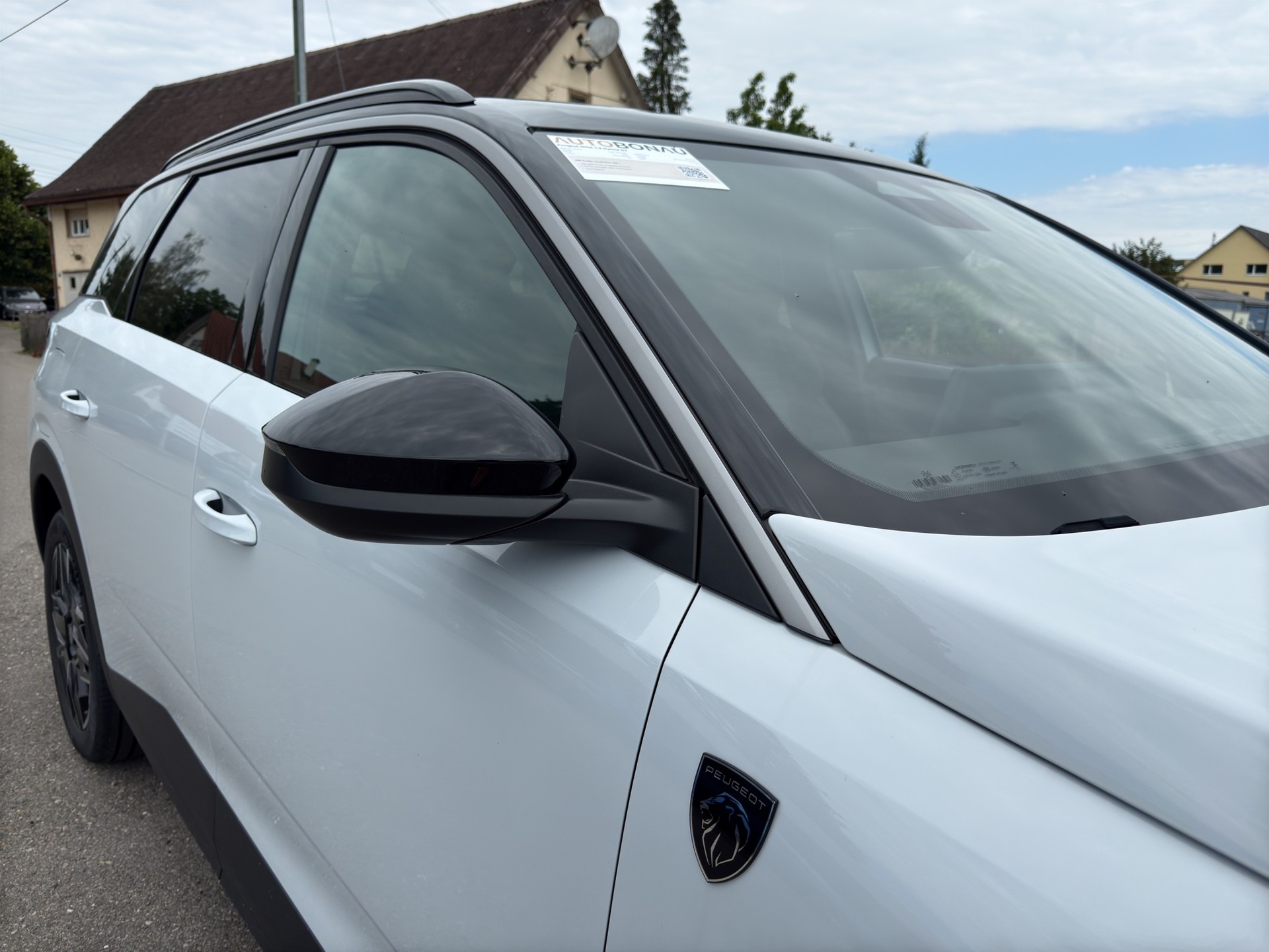 PEUGEOT 5008 1.2 Hybrid e-DCS6 GT 7 Plätzer-image-47