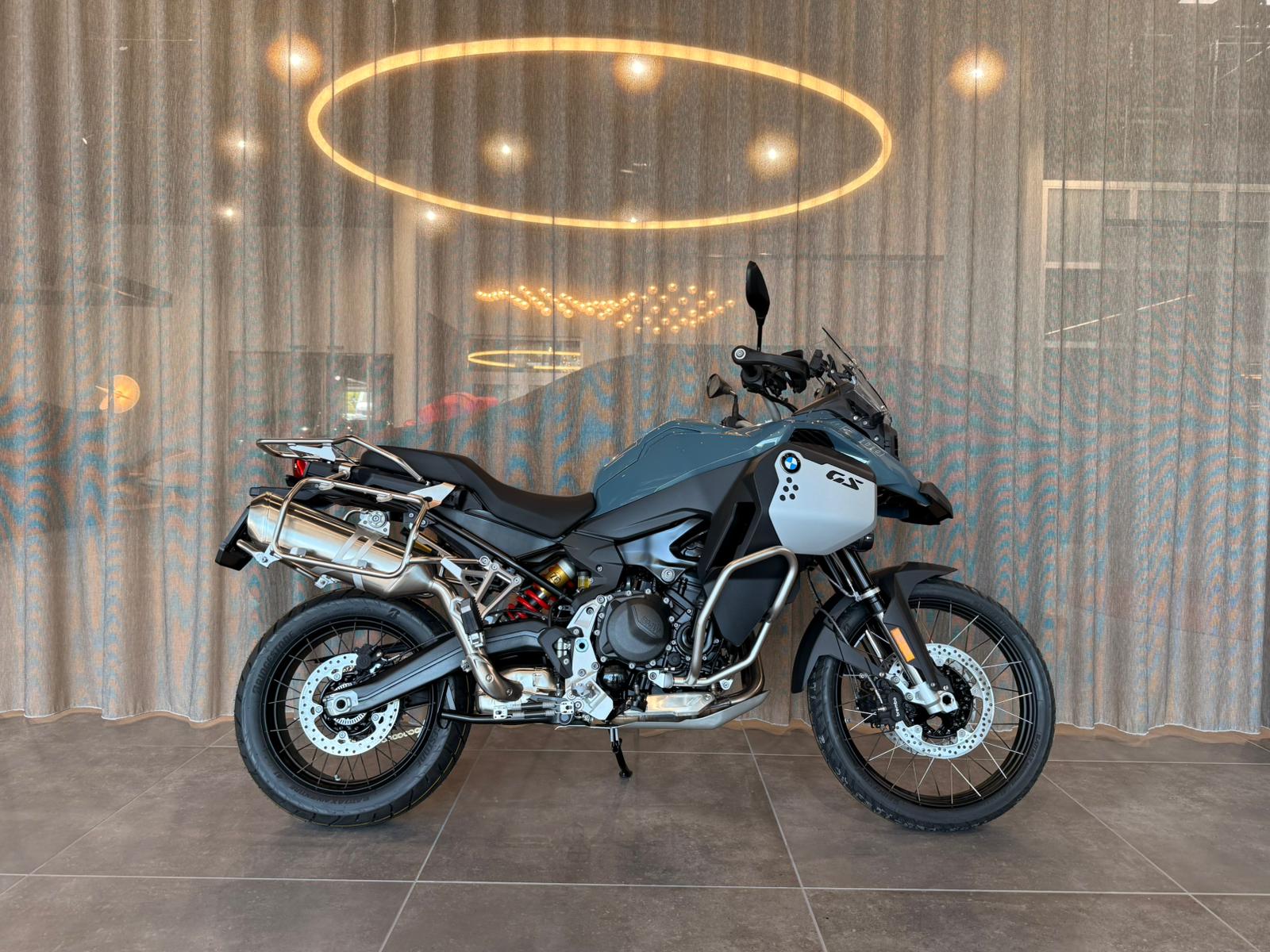 BMW F 900 GS Adventure-image-0