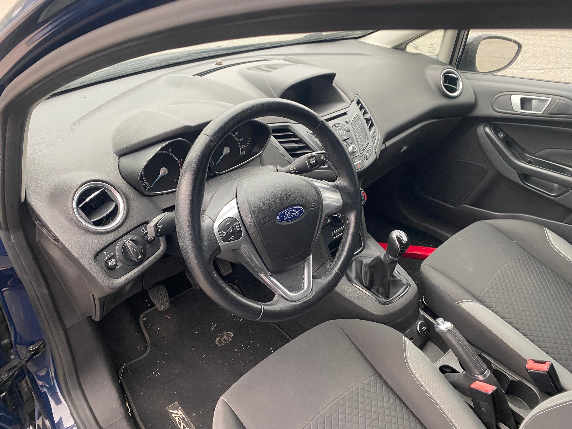 FORD Fiesta 1.5 TDCi Trend-image-4