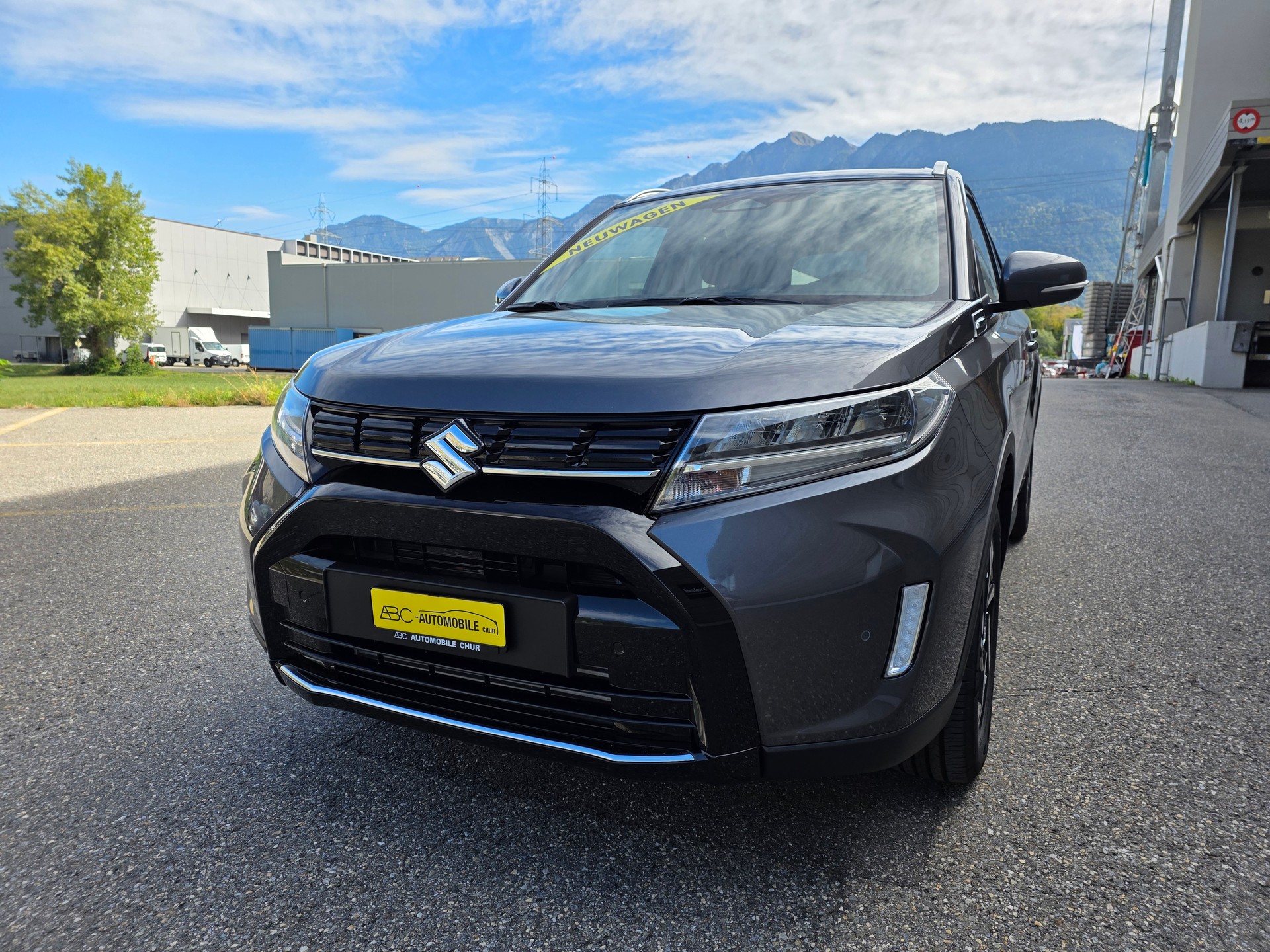 SUZUKI Vitara 1.4 Boosterjet Compact + 4x4 Hybrid-showroom-element-3