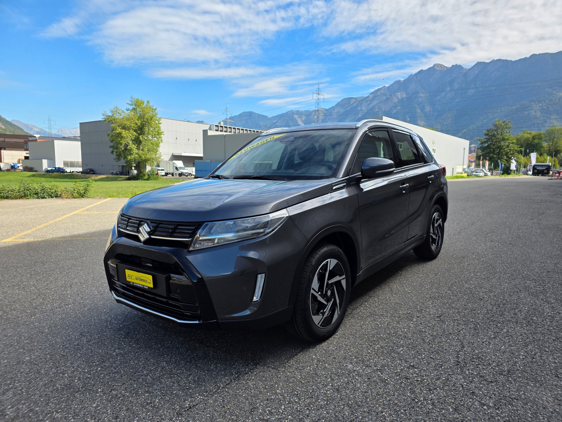 SUZUKI Vitara 1.4 Boosterjet Compact + 4x4 Hybrid-showroom-element-2