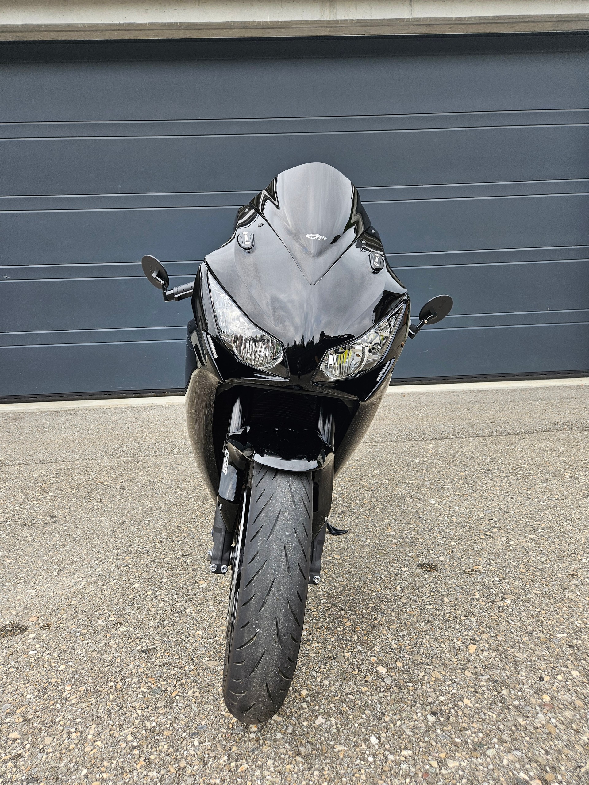 HONDA CBR 1000 RA ABS-image-2
