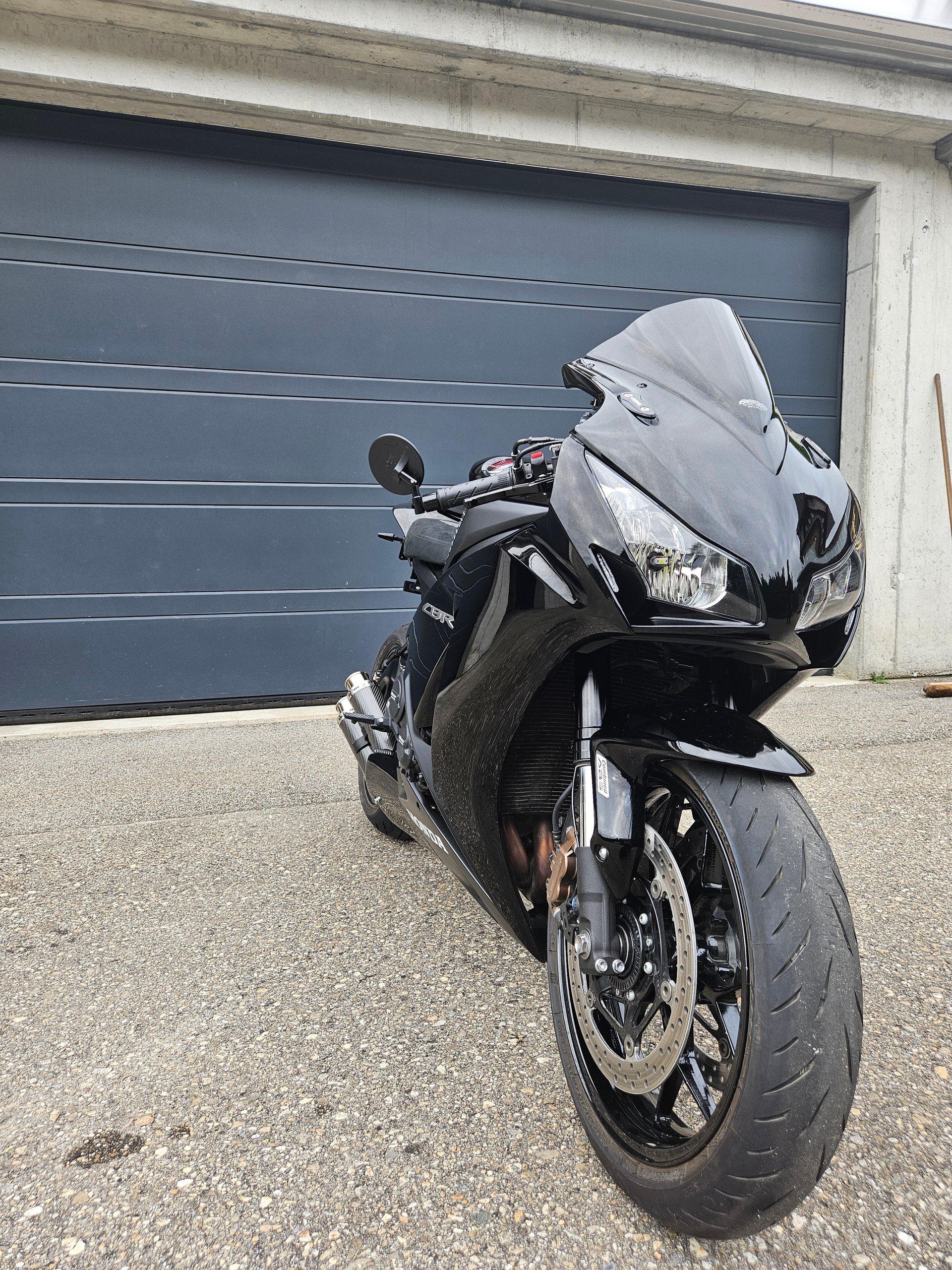 HONDA CBR 1000 RA ABS-image-3