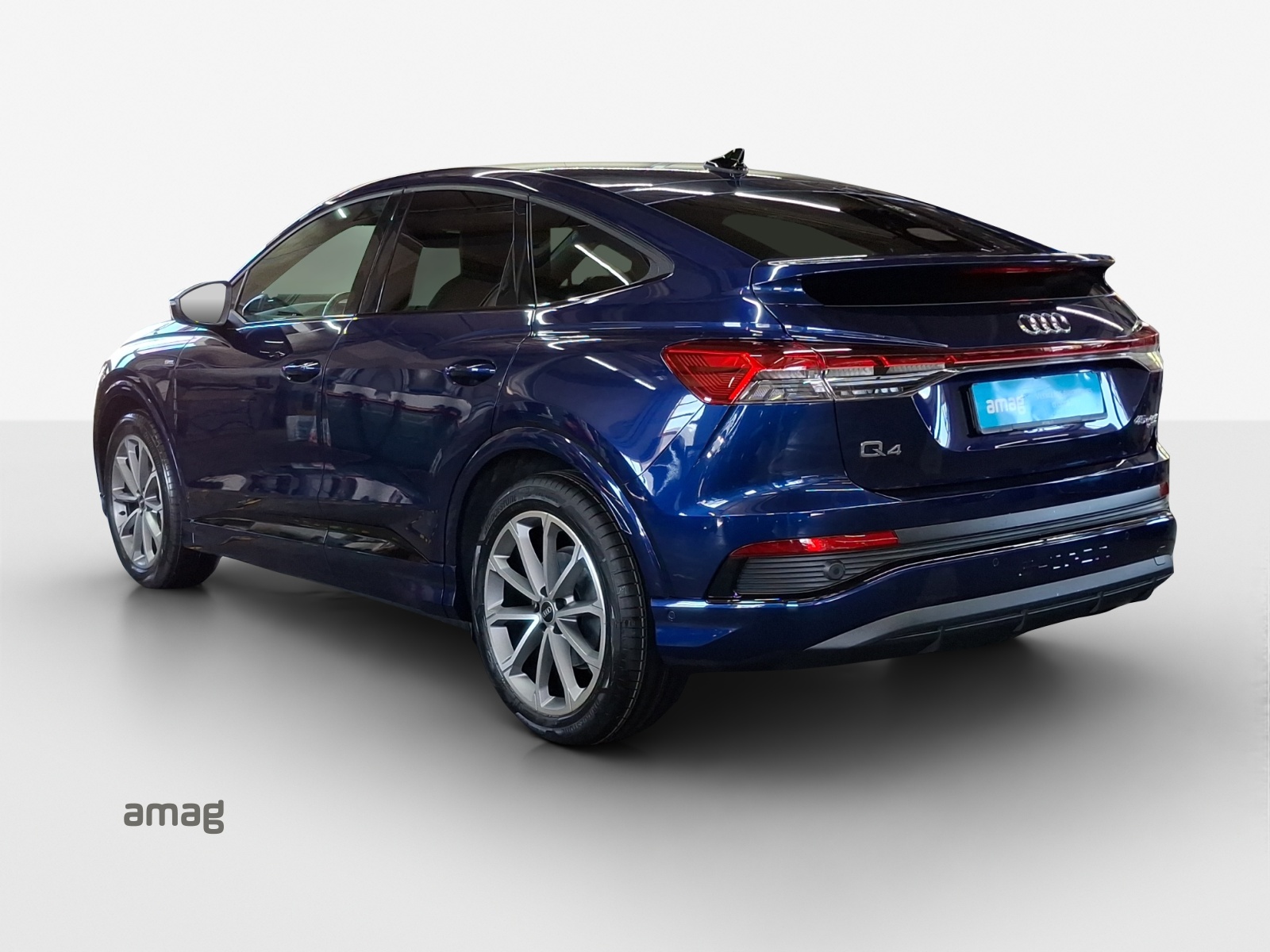 AUDI Q4 Sportback e-tron 45 Attraction quattro-showroom-element-2