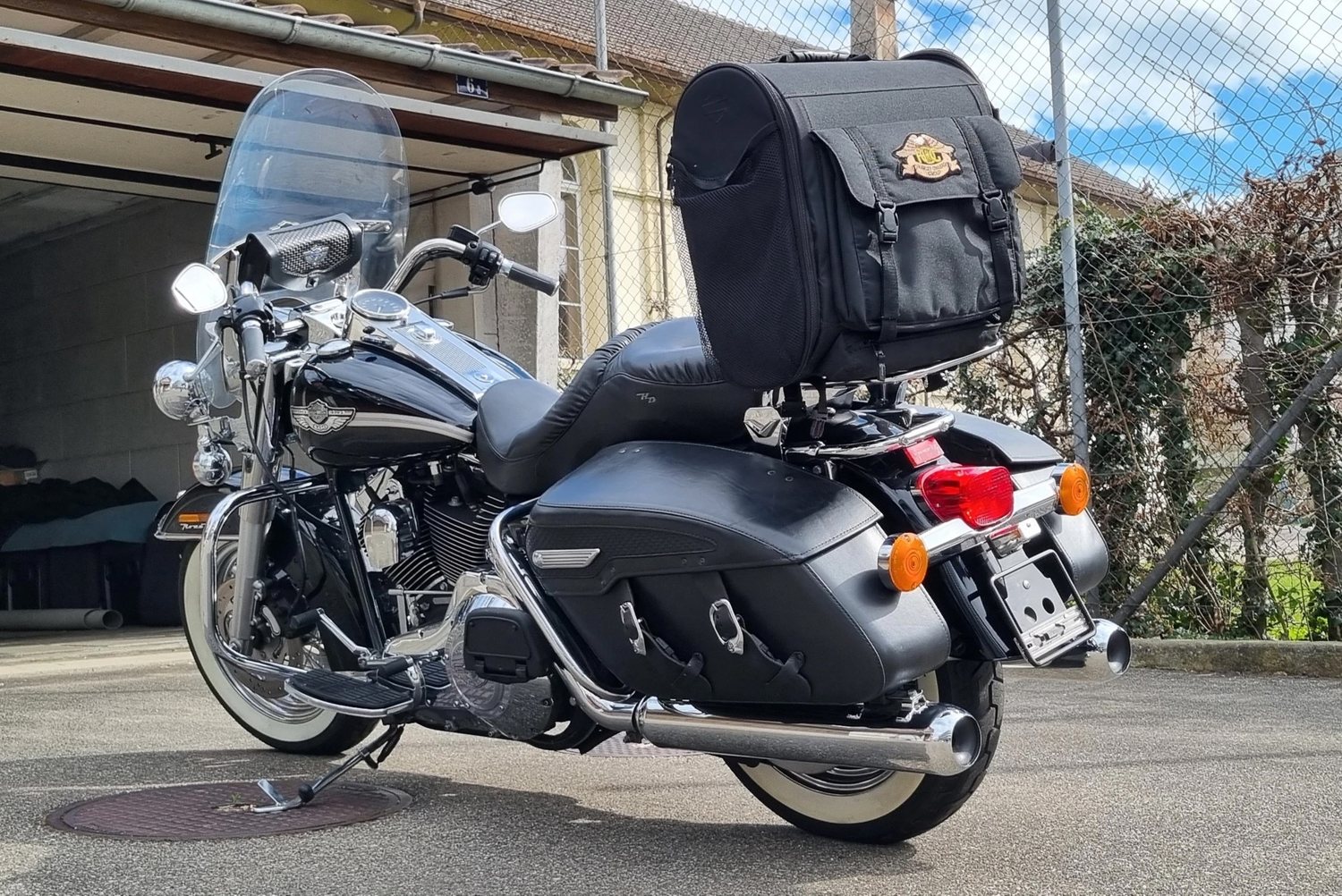 HARLEY-DAVIDSON FLHRCI Road King Classic-image-4