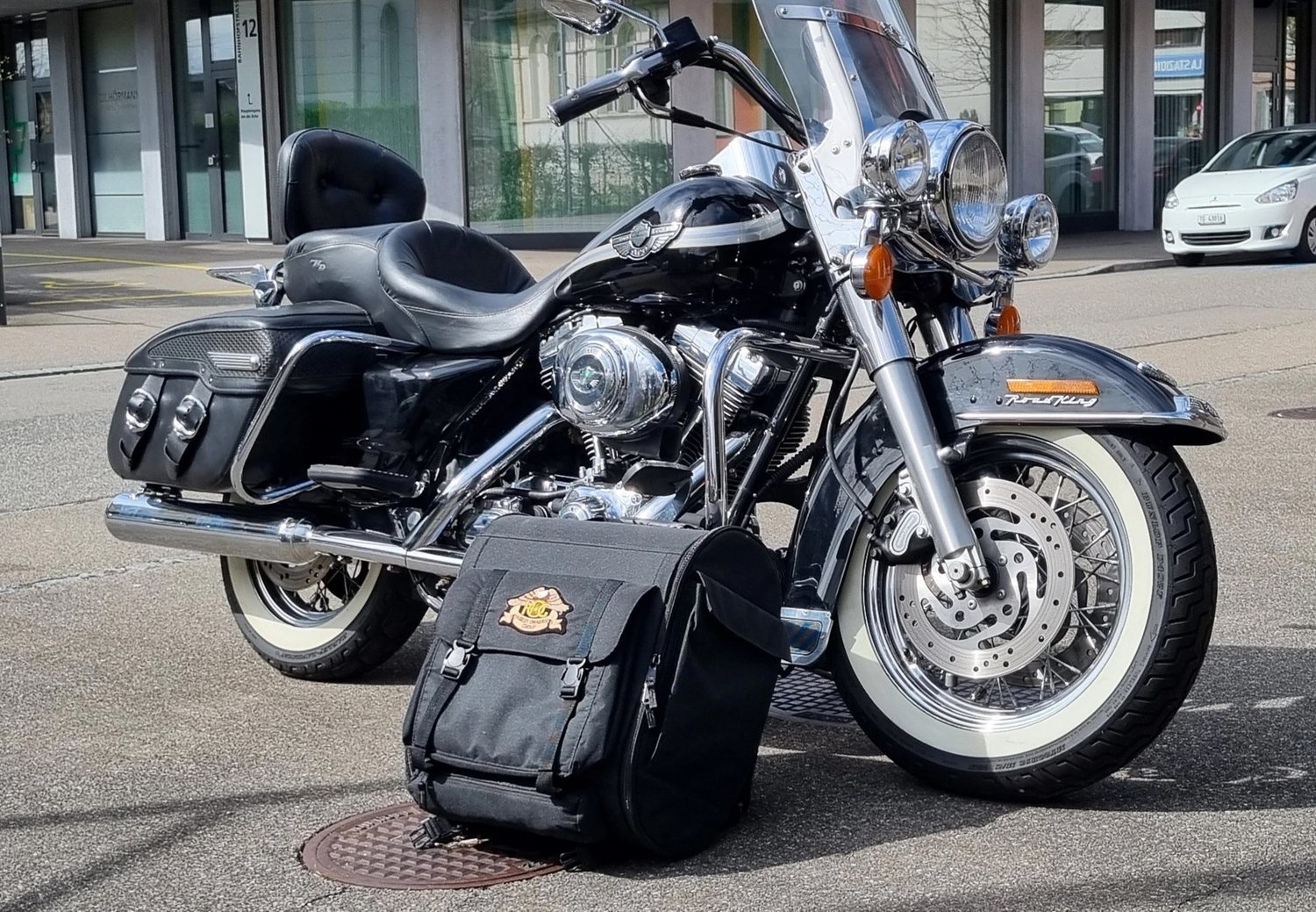 HARLEY-DAVIDSON FLHRCI Road King Classic-image-3
