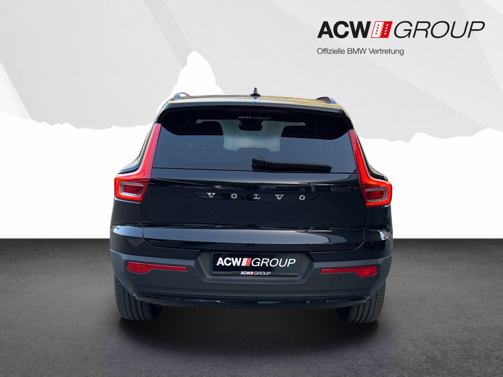 VOLVO XC40 P8 Twin R-Design AWD-showroom-element-3