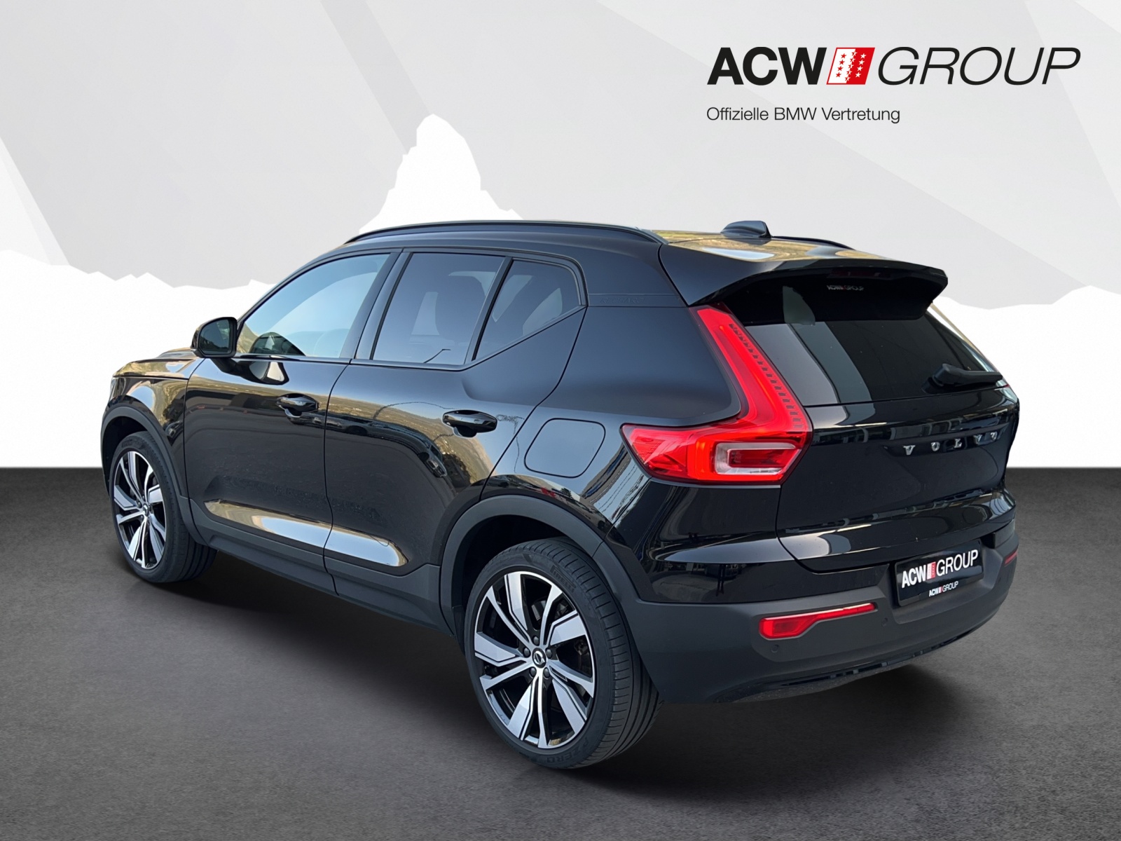 VOLVO XC40 P8 Twin R-Design AWD-showroom-element-2