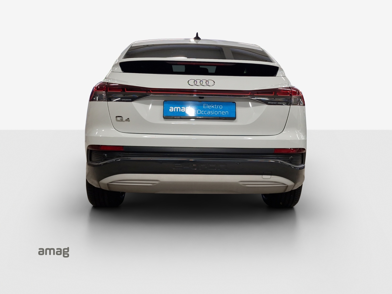 AUDI Q4 Sportback e-tron 35-showroom-element-3