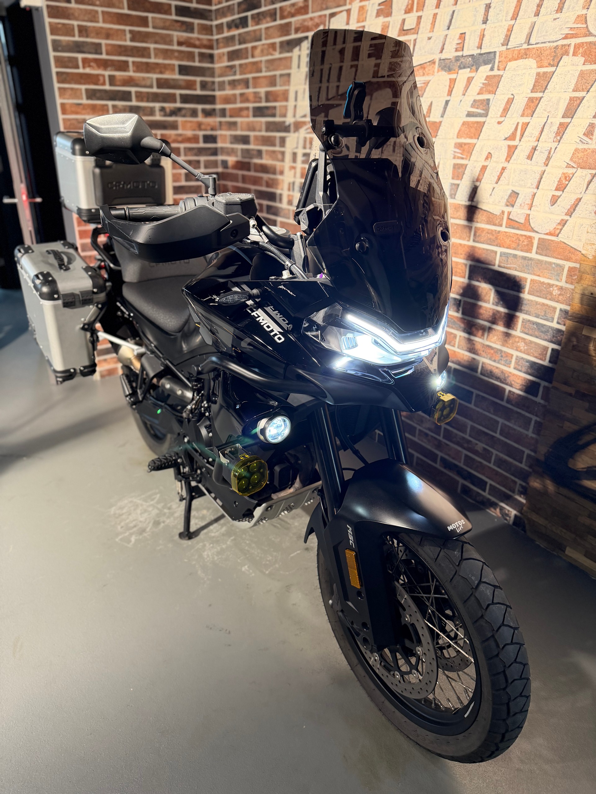 CF MOTO 800 MT Explorer (35kw possible)-image-10