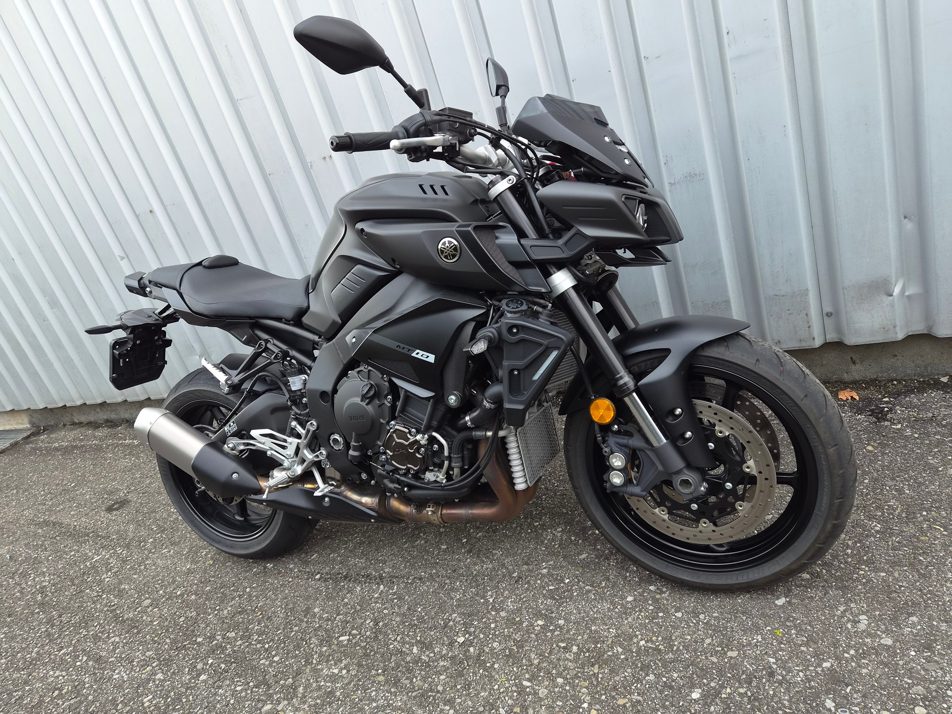 YAMAHA MT-10 ABS KUNDENAUFTRAG-image-1