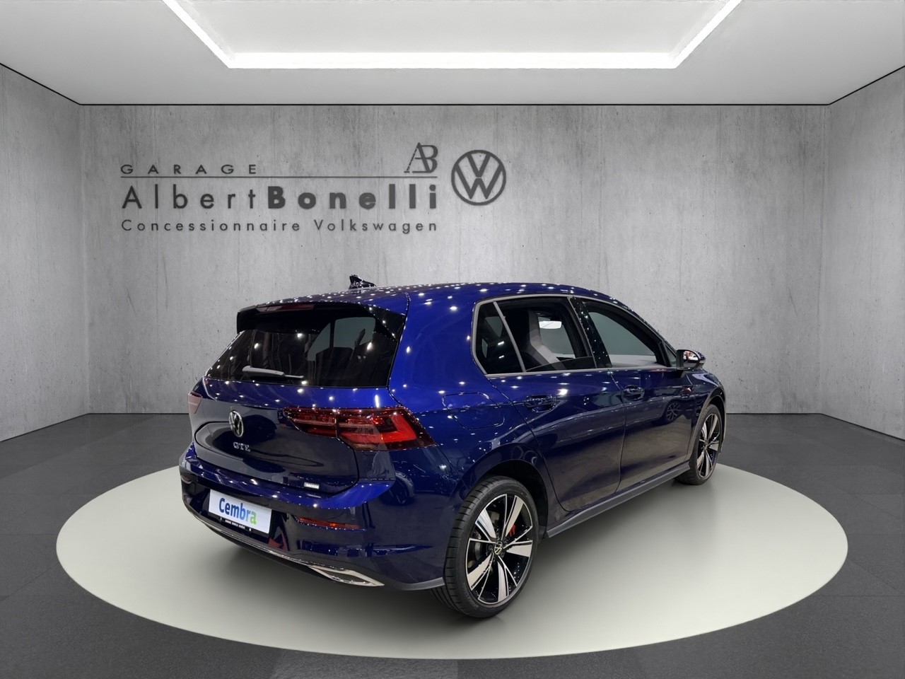 VW Golf 1.4 TSI PHEV GTE-showroom-element-2