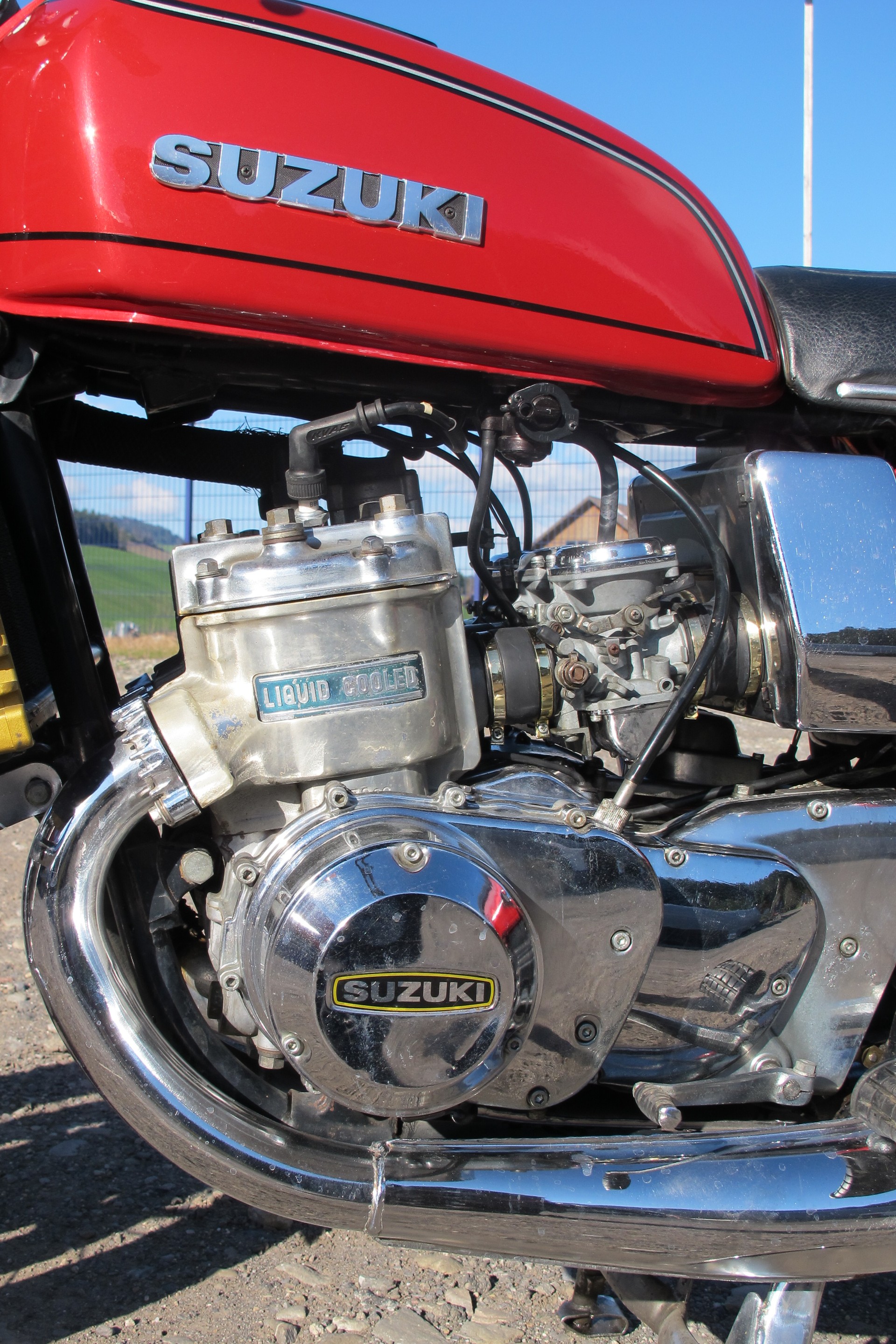 SUZUKI GT750 Wasserbüffel-image-5