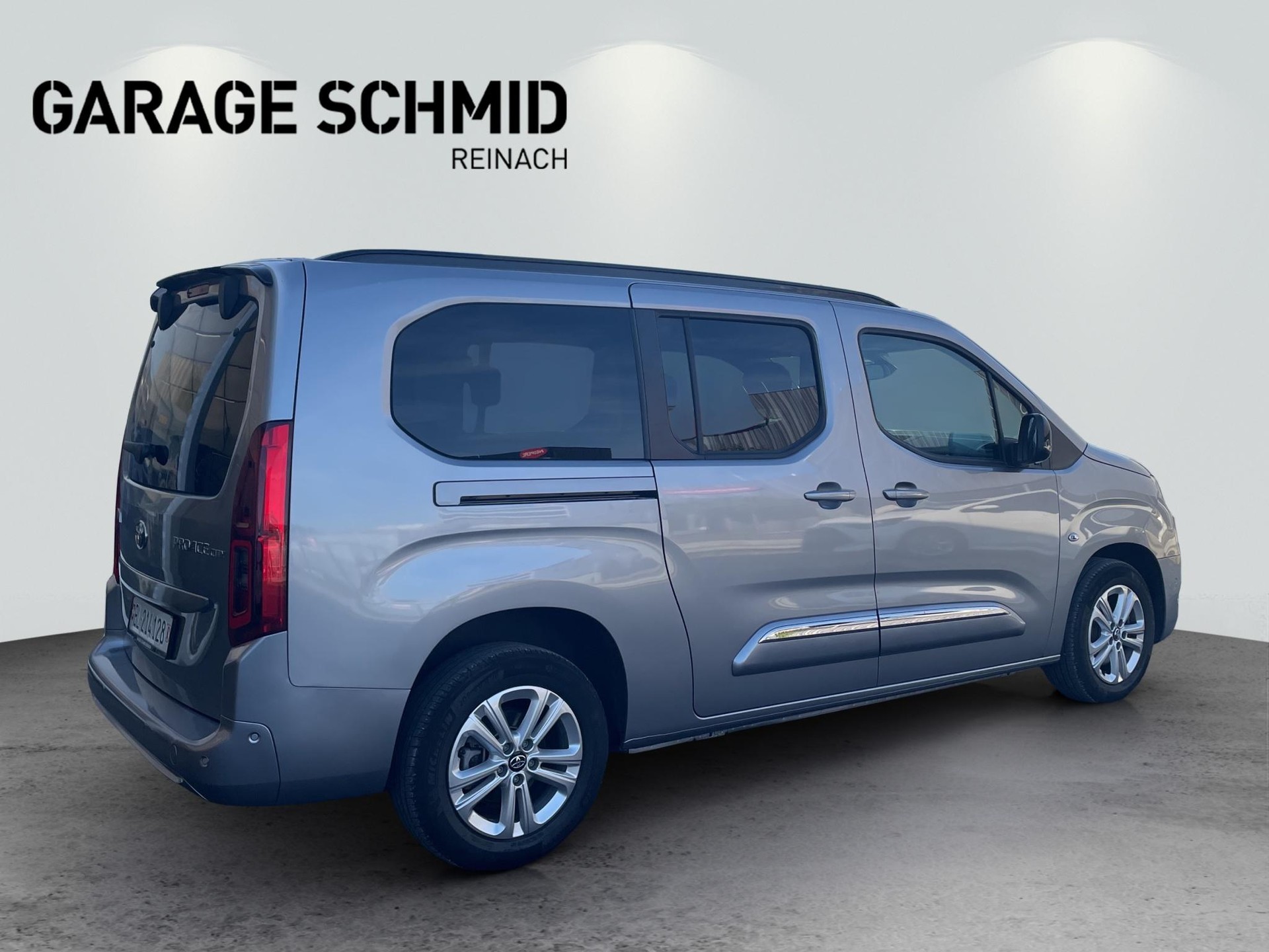 TOYOTA Proace City Verso L2 1.5 HDi 130 Trend-image-6