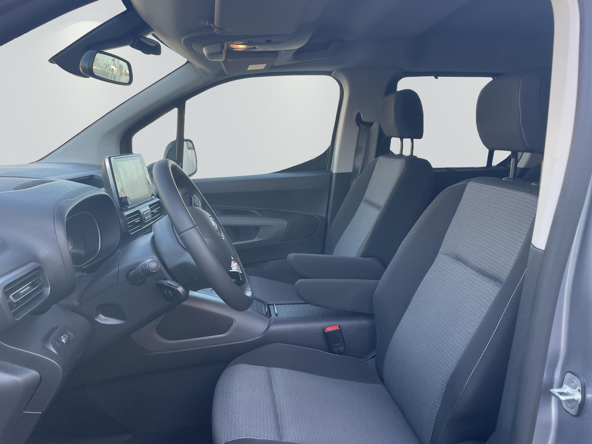 TOYOTA Proace City Verso L2 1.5 HDi 130 Trend-image-9