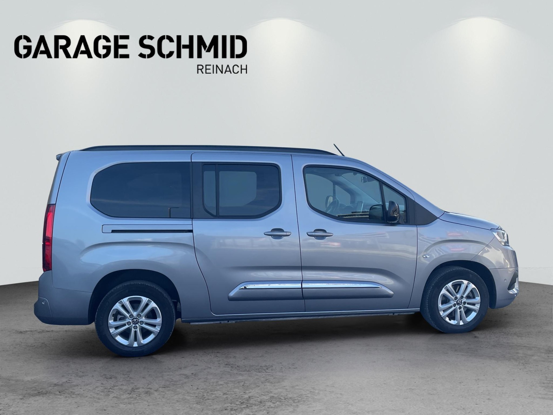 TOYOTA Proace City Verso L2 1.5 HDi 130 Trend-image-7