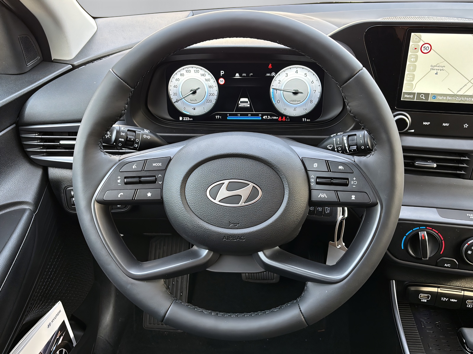 HYUNDAI i20 1.0 T-GDi Amplia-image-13