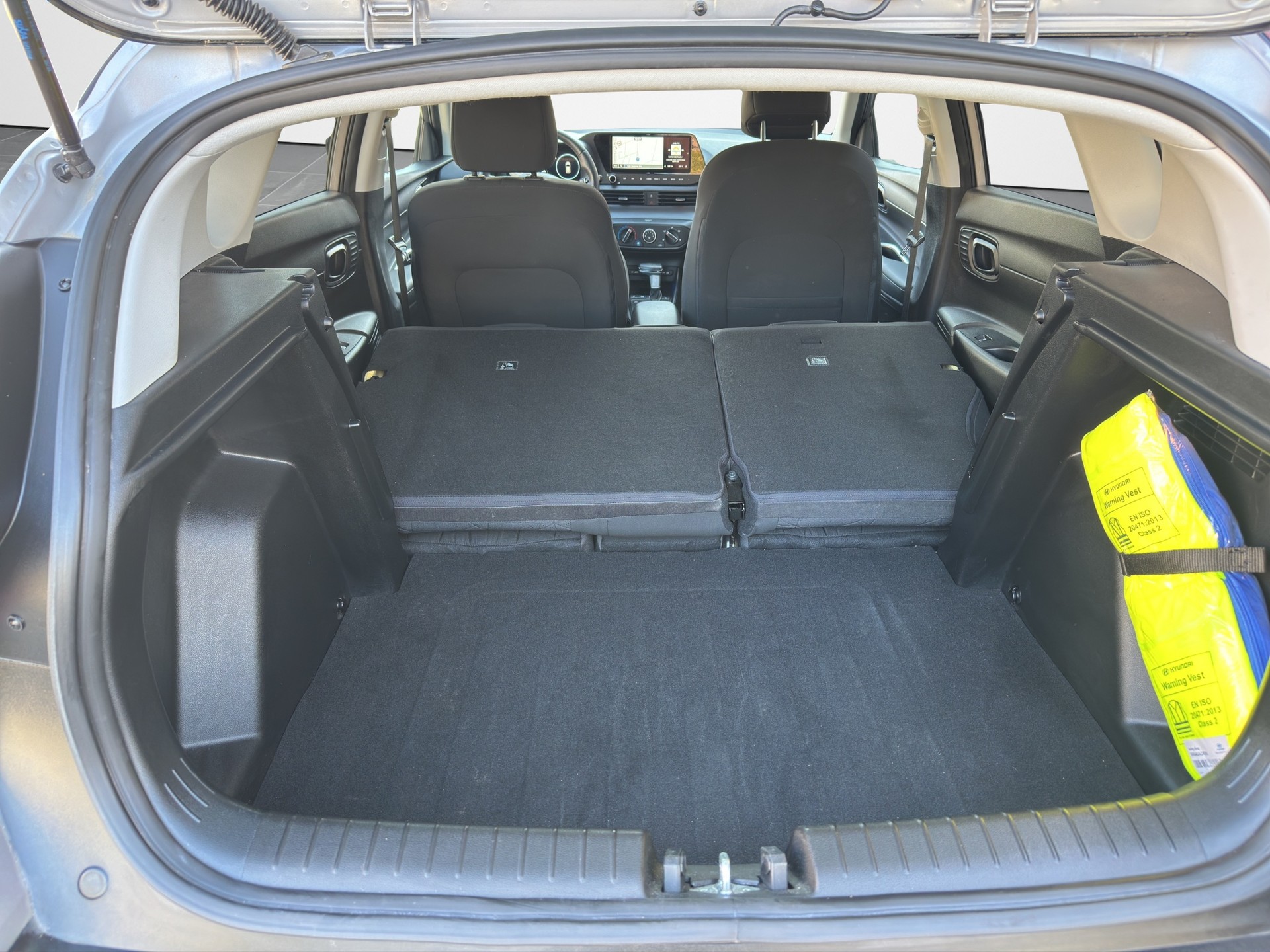 HYUNDAI Bayon 1.0 T-GDi Amplia DCT-image-18