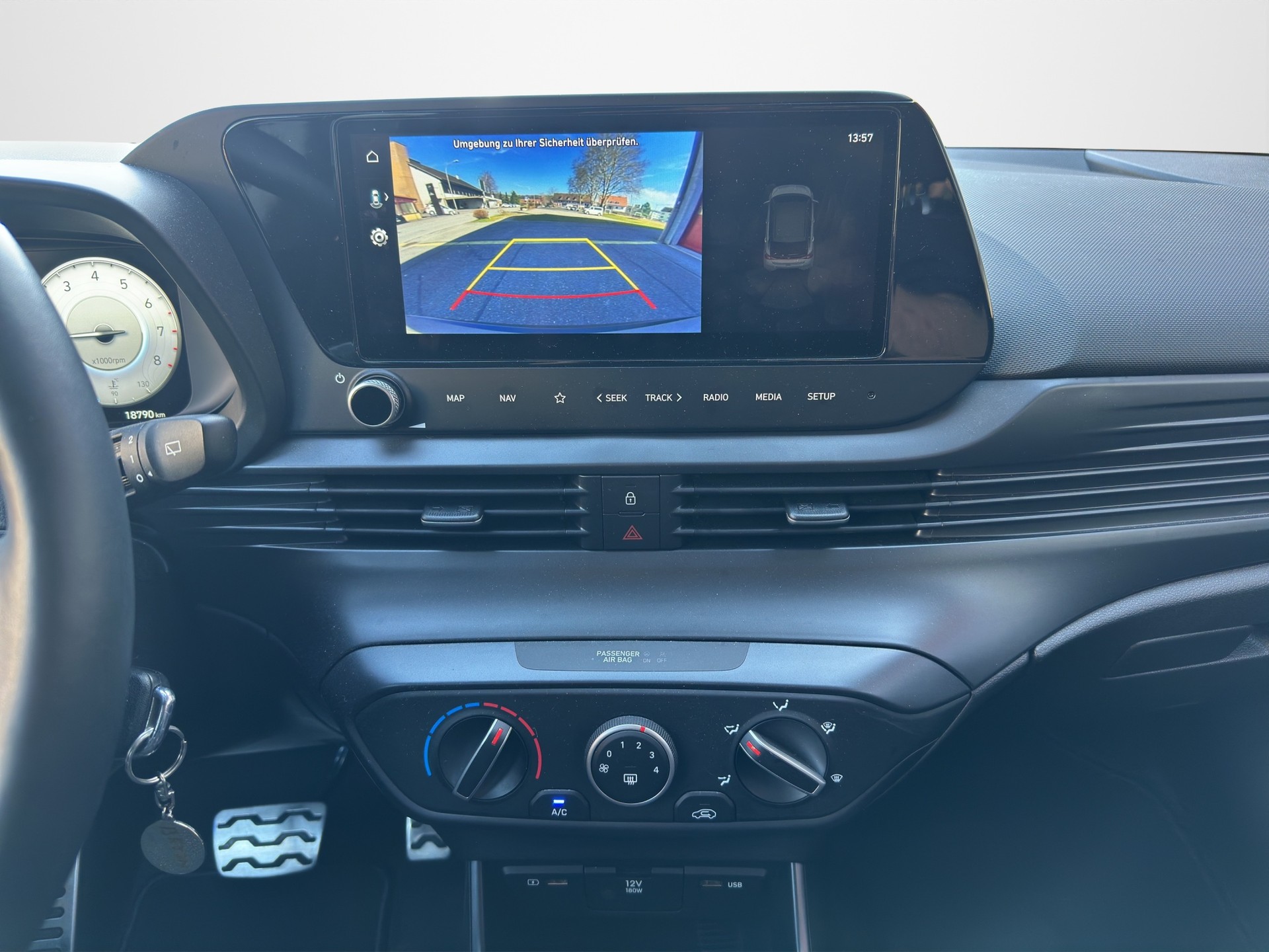 HYUNDAI Bayon 1.0 T-GDi Amplia DCT-image-14