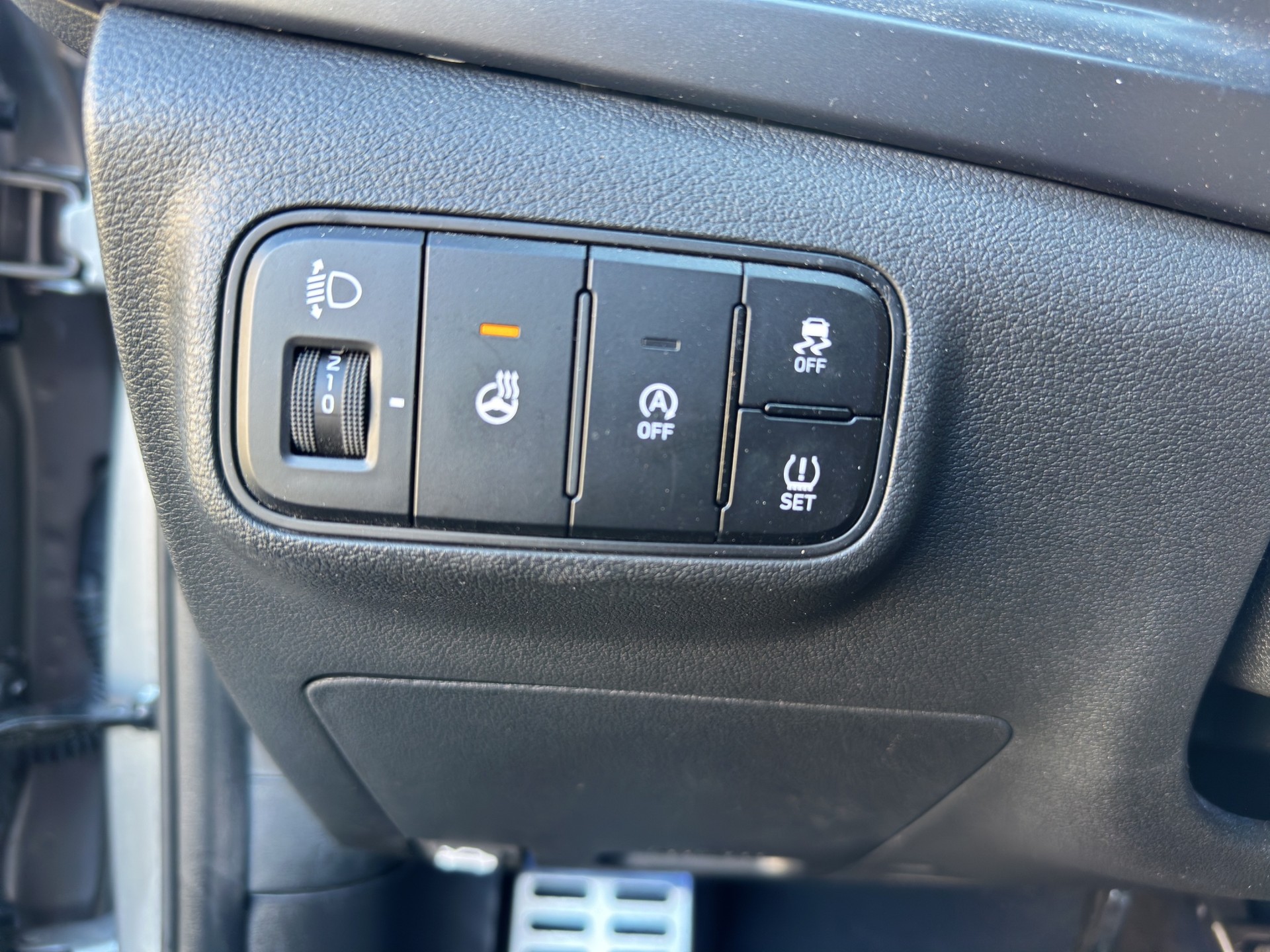 HYUNDAI Bayon 1.0 T-GDi Amplia DCT-image-22