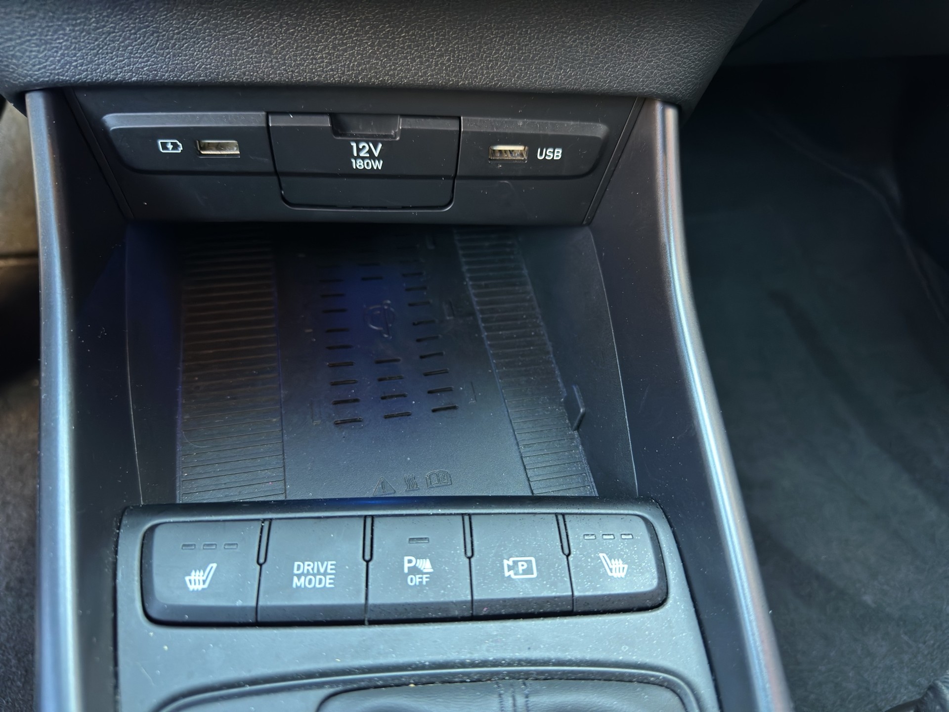 HYUNDAI Bayon 1.0 T-GDi Amplia DCT-image-23