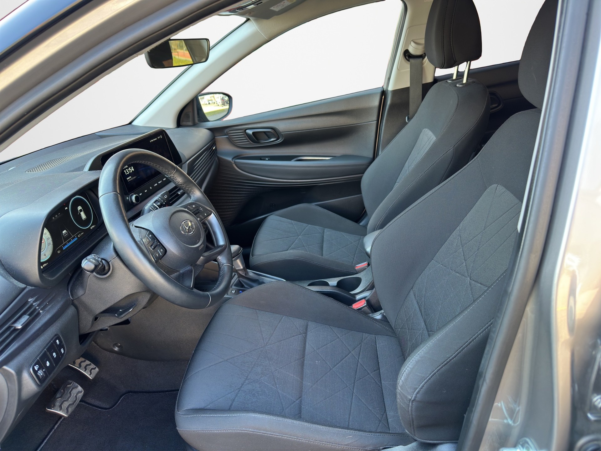HYUNDAI Bayon 1.0 T-GDi Amplia DCT-image-8