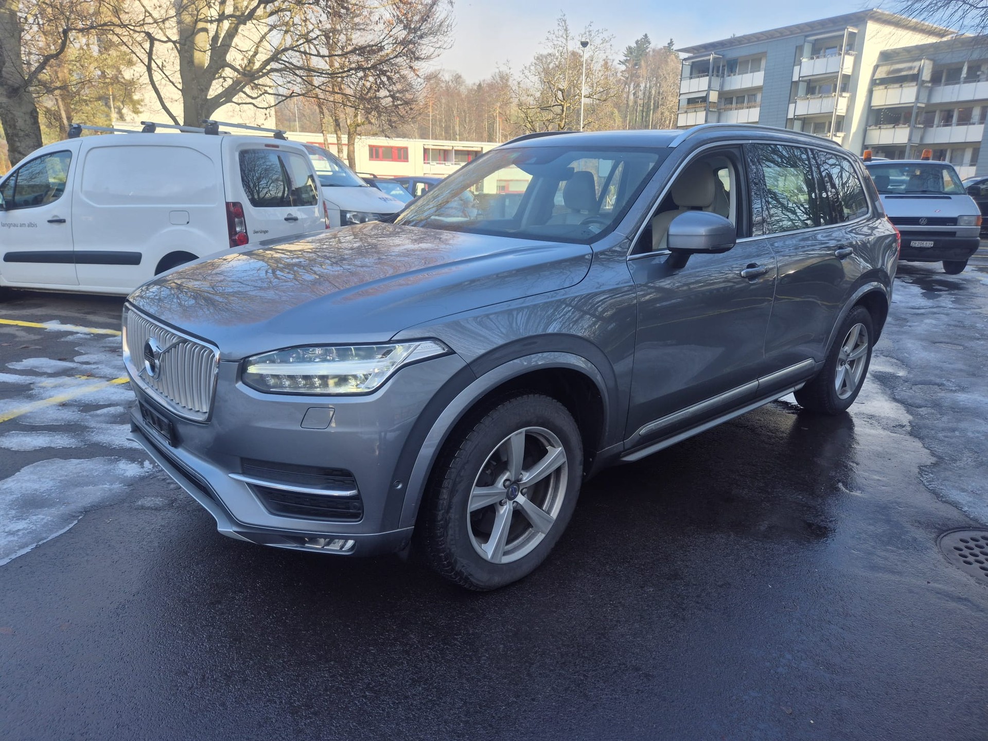 VOLVO XC90 T6 AWD Kinetic Geartronic-image-2