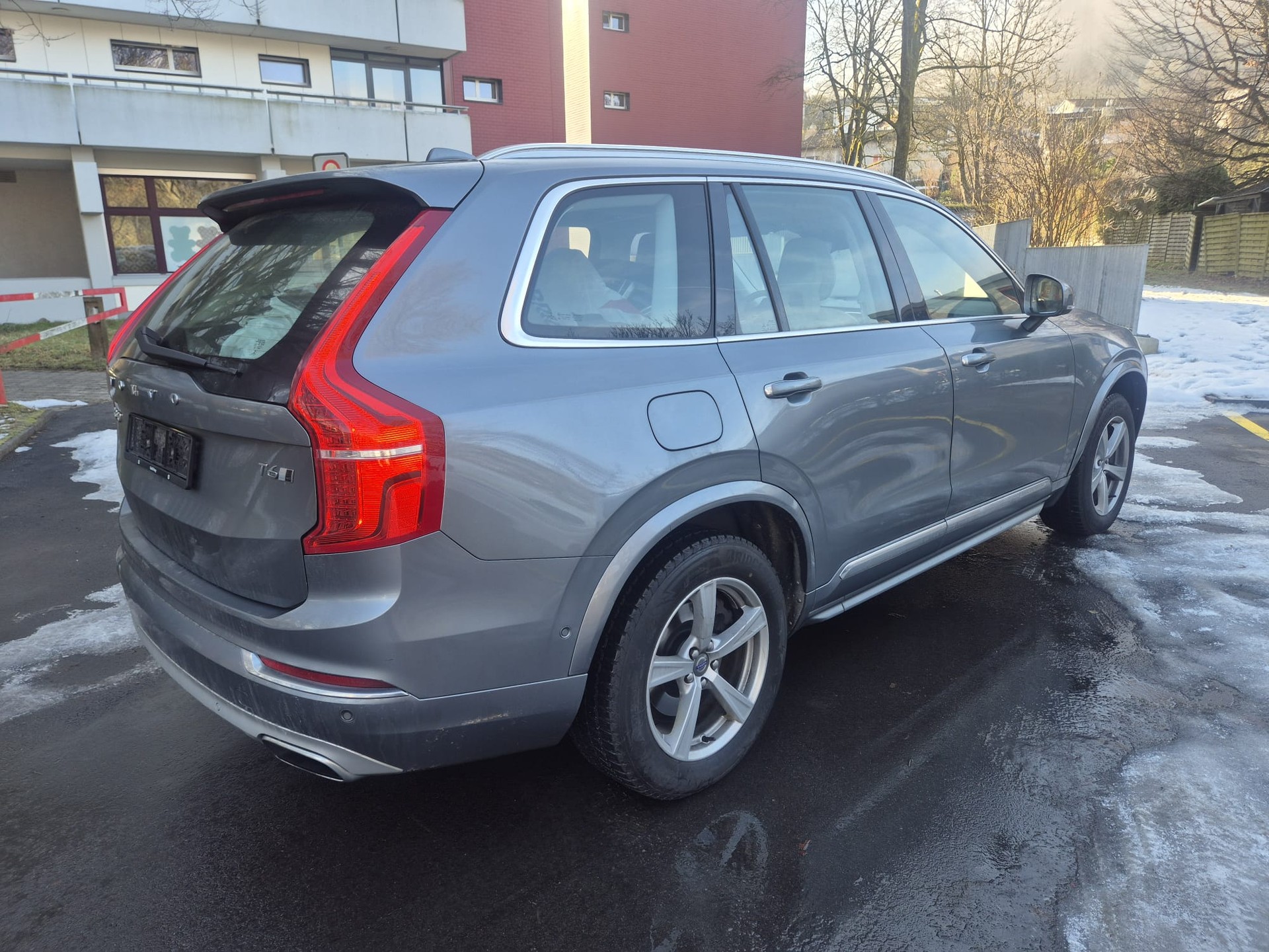 VOLVO XC90 T6 AWD Kinetic Geartronic-image-4