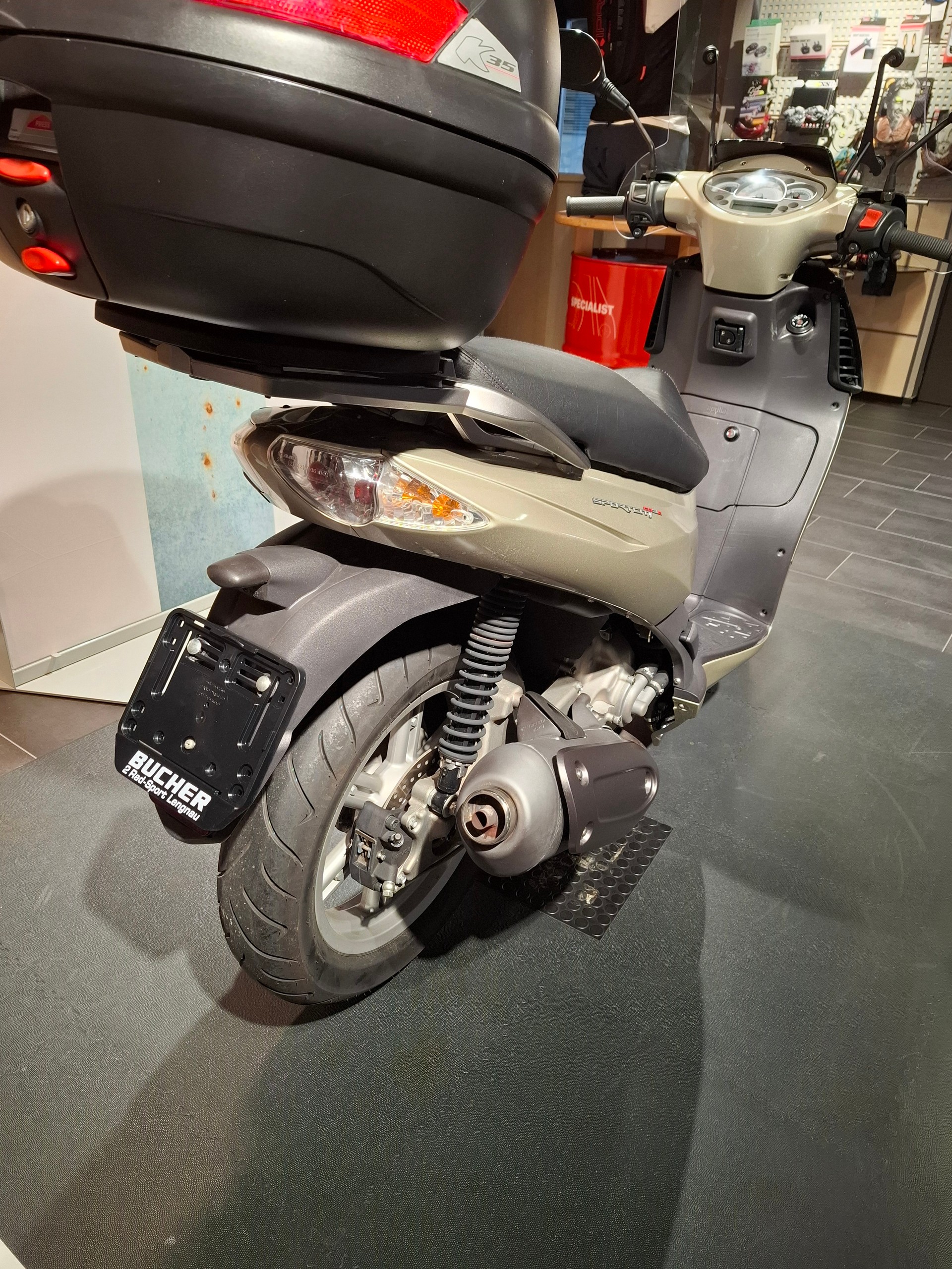 APRILIA Sport City Cube 300 i.e-image-3