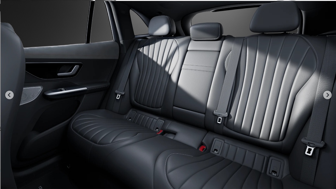 MERCEDES-BENZ EQE SUV 500 4 Matic Excellence Edition-image-8