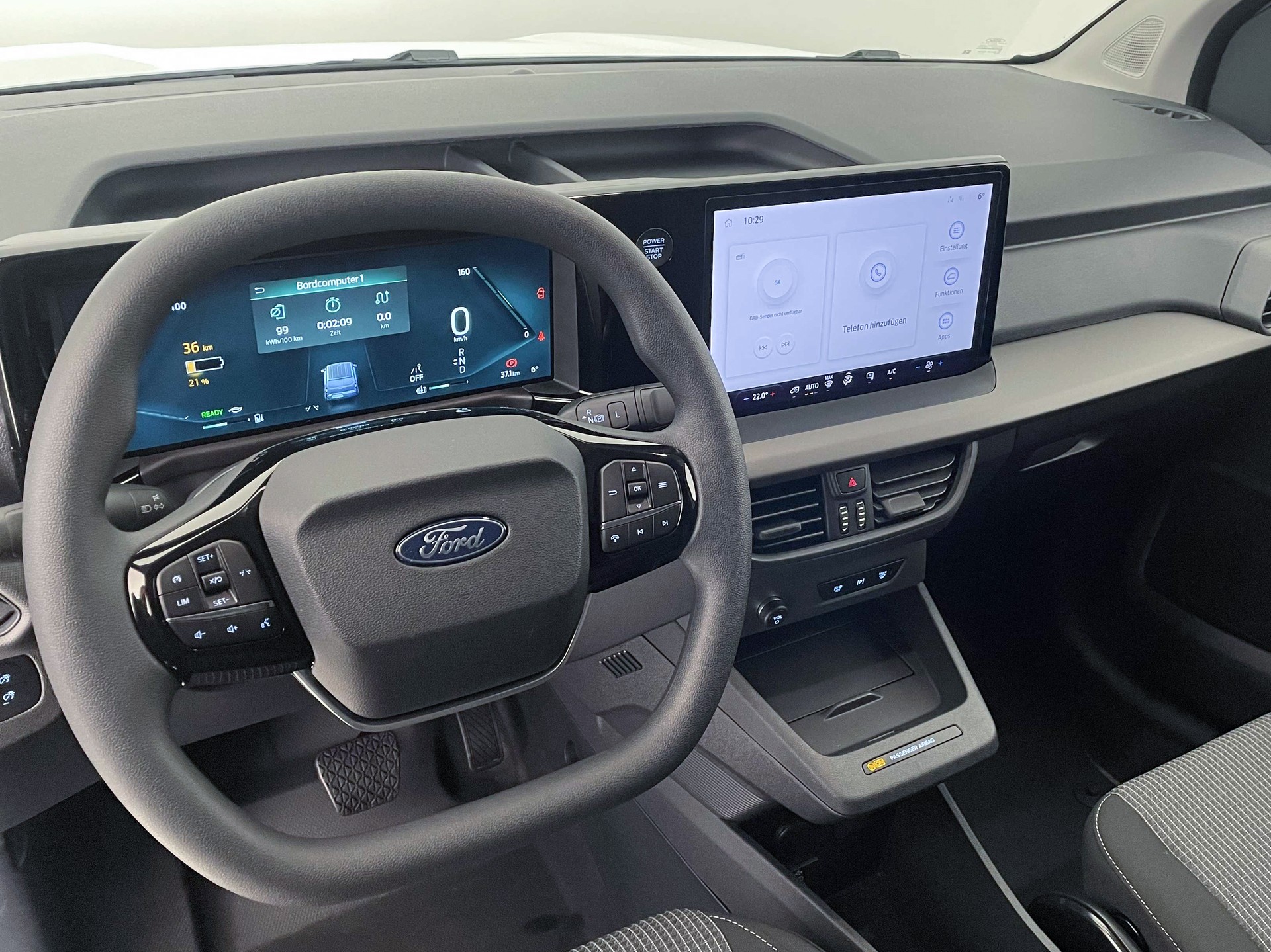 FORD E-Transit Courier Van Trend-image-22