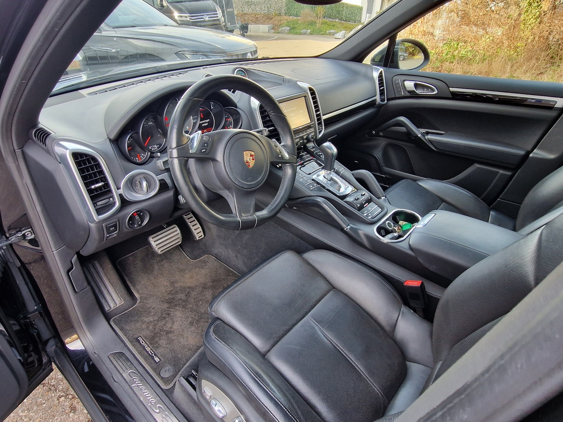 PORSCHE Cayenne S Diesel-image-11