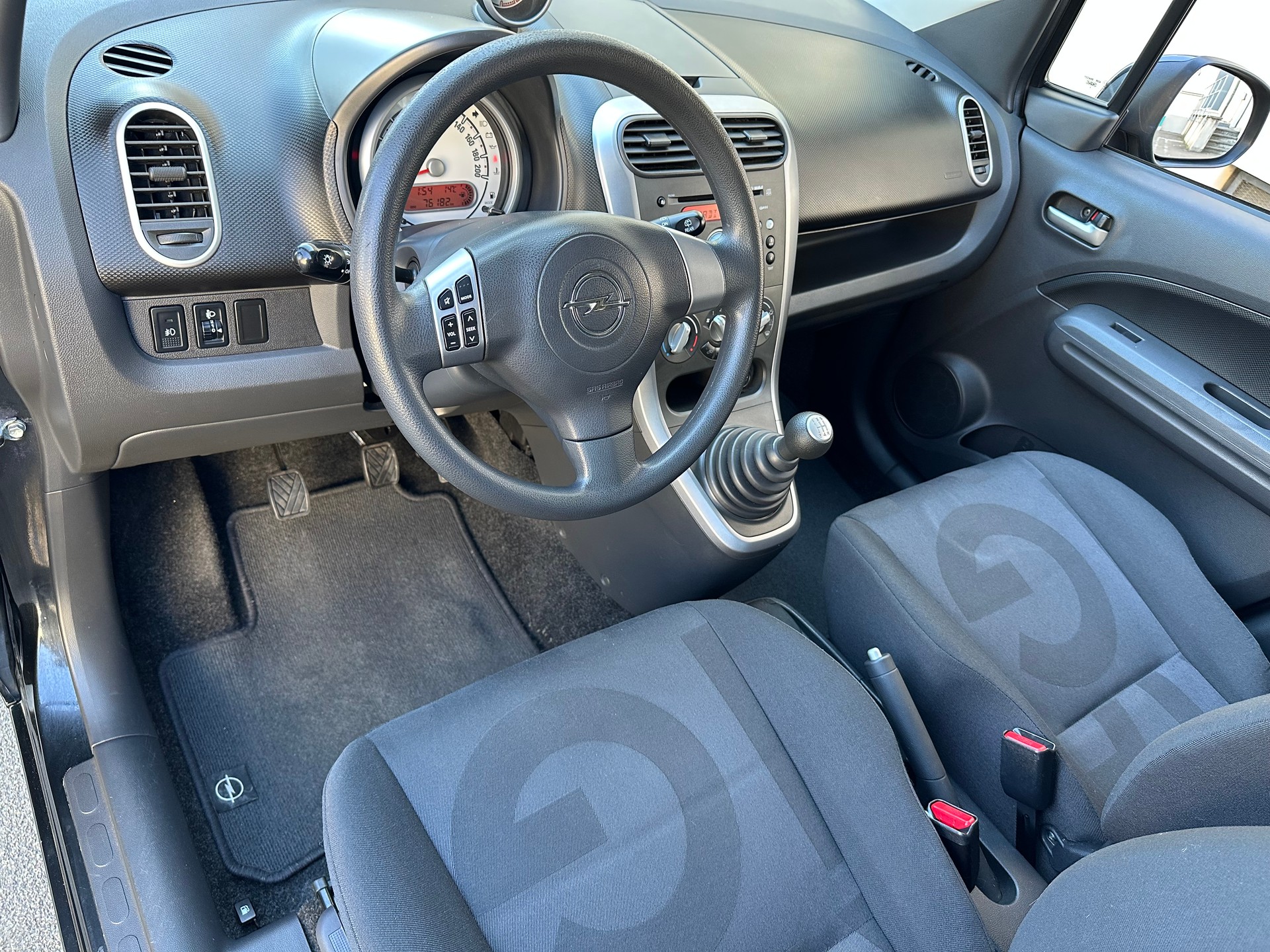 OPEL Agila 1.2 Enjoy-image-9